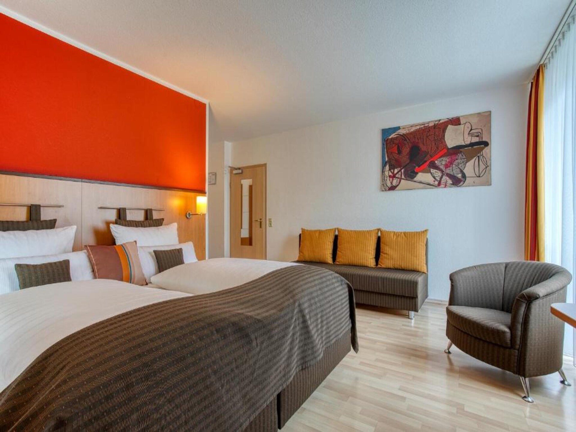 Stuttgart Großbettlingen Hotel by Belvilla Family Apartment - foto 2