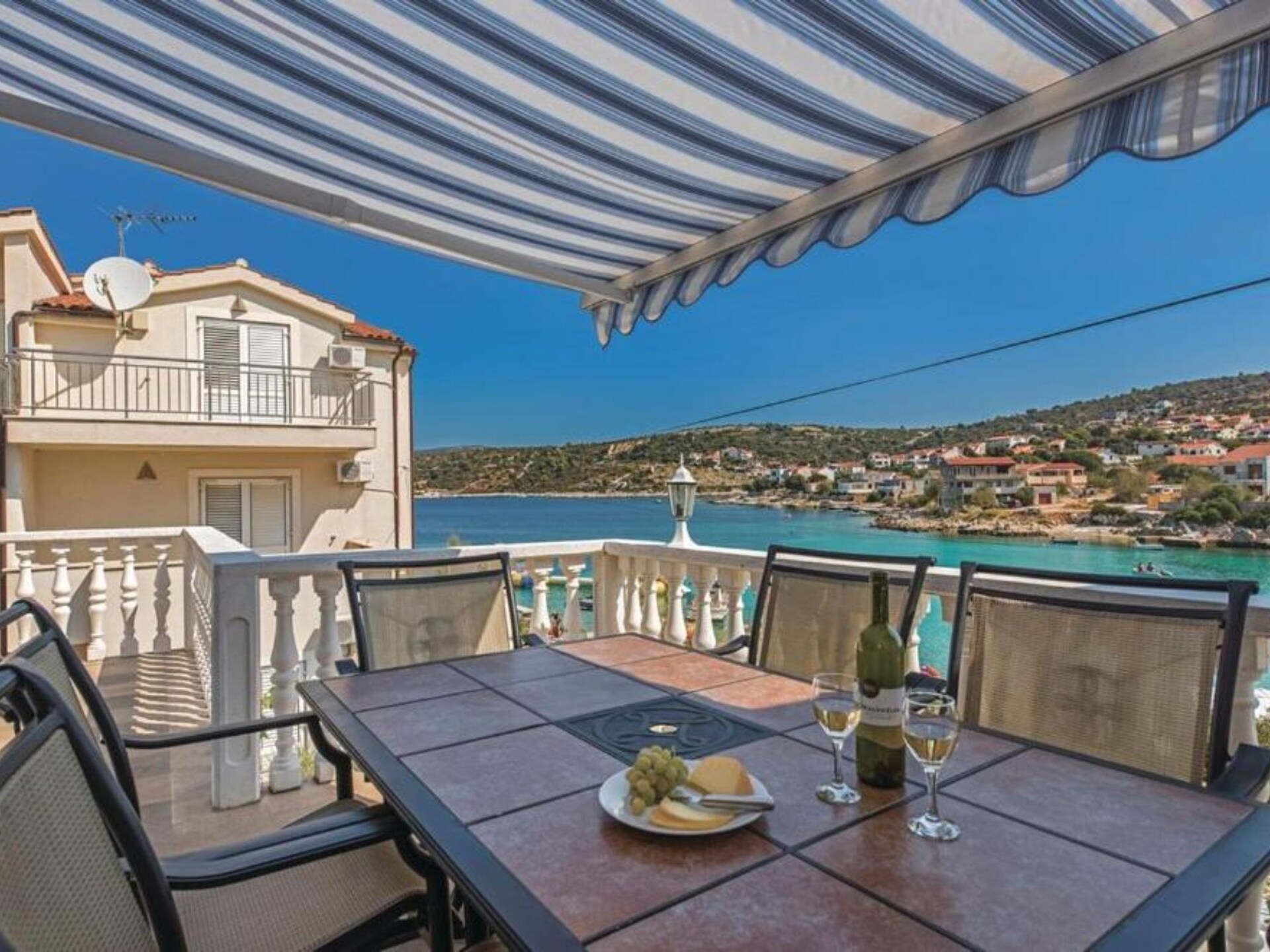 Villa Ivan apartment with balcony and sea view A1 - foto 58