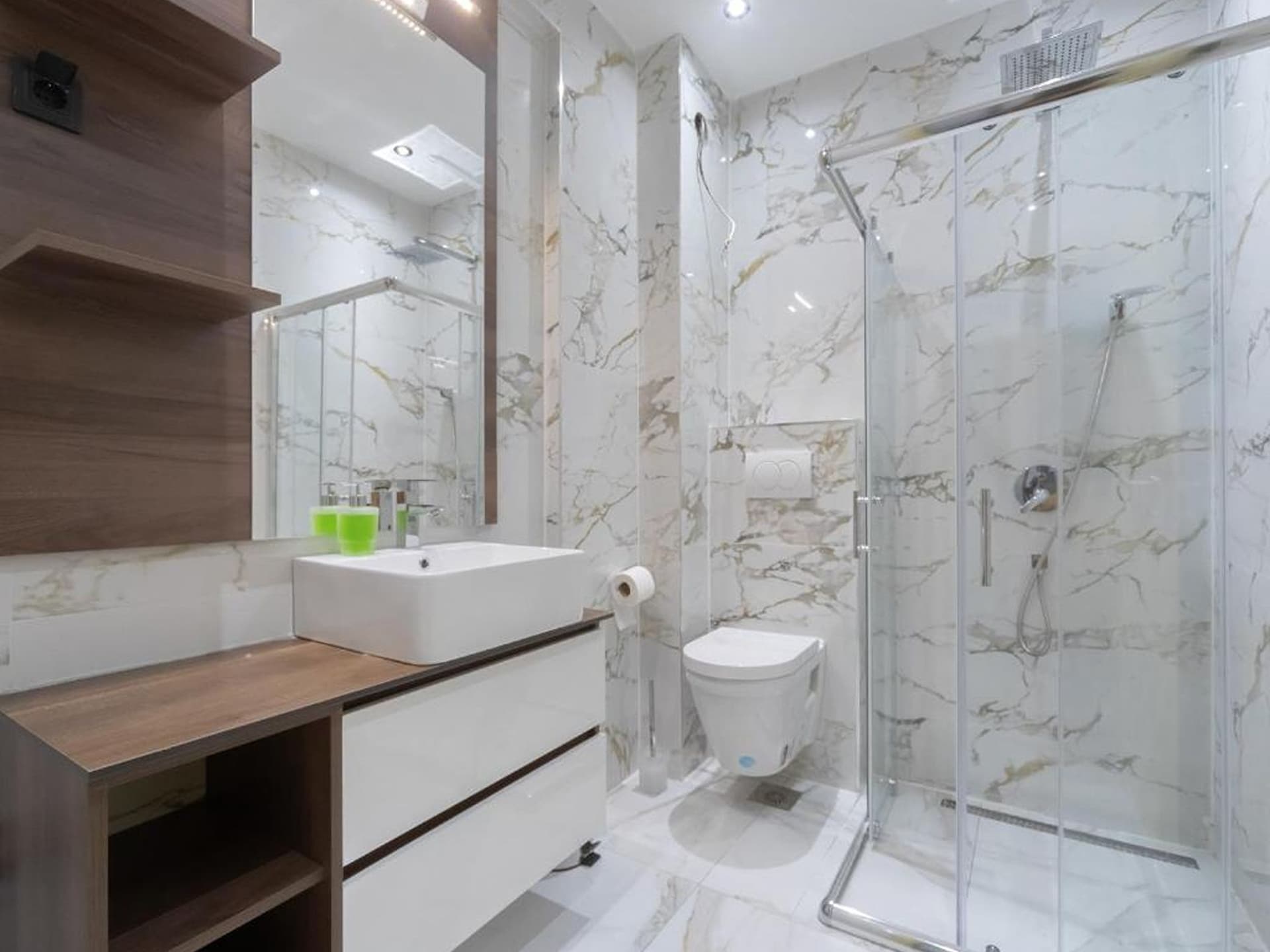 Hotel D'Iman - Triple Room with Sea View and Balcony (204) - foto 13
