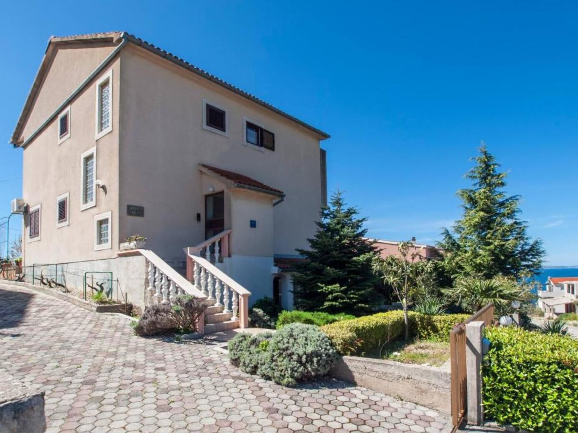 Guest House Stay & Smile Dolac Primošten - Double Room with Sea View and Balcony - foto 18