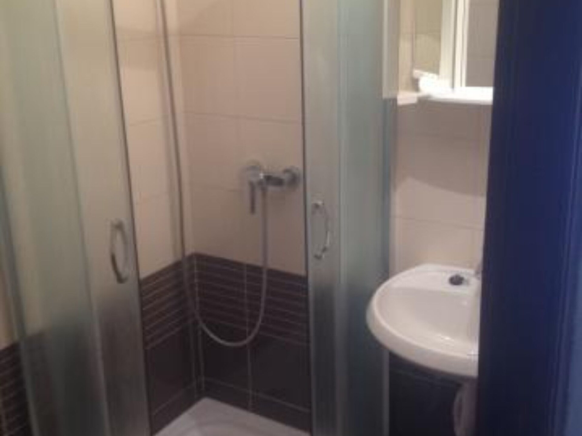 Guest House Jurković - One Bedroom Apartment with Balcony - foto 5