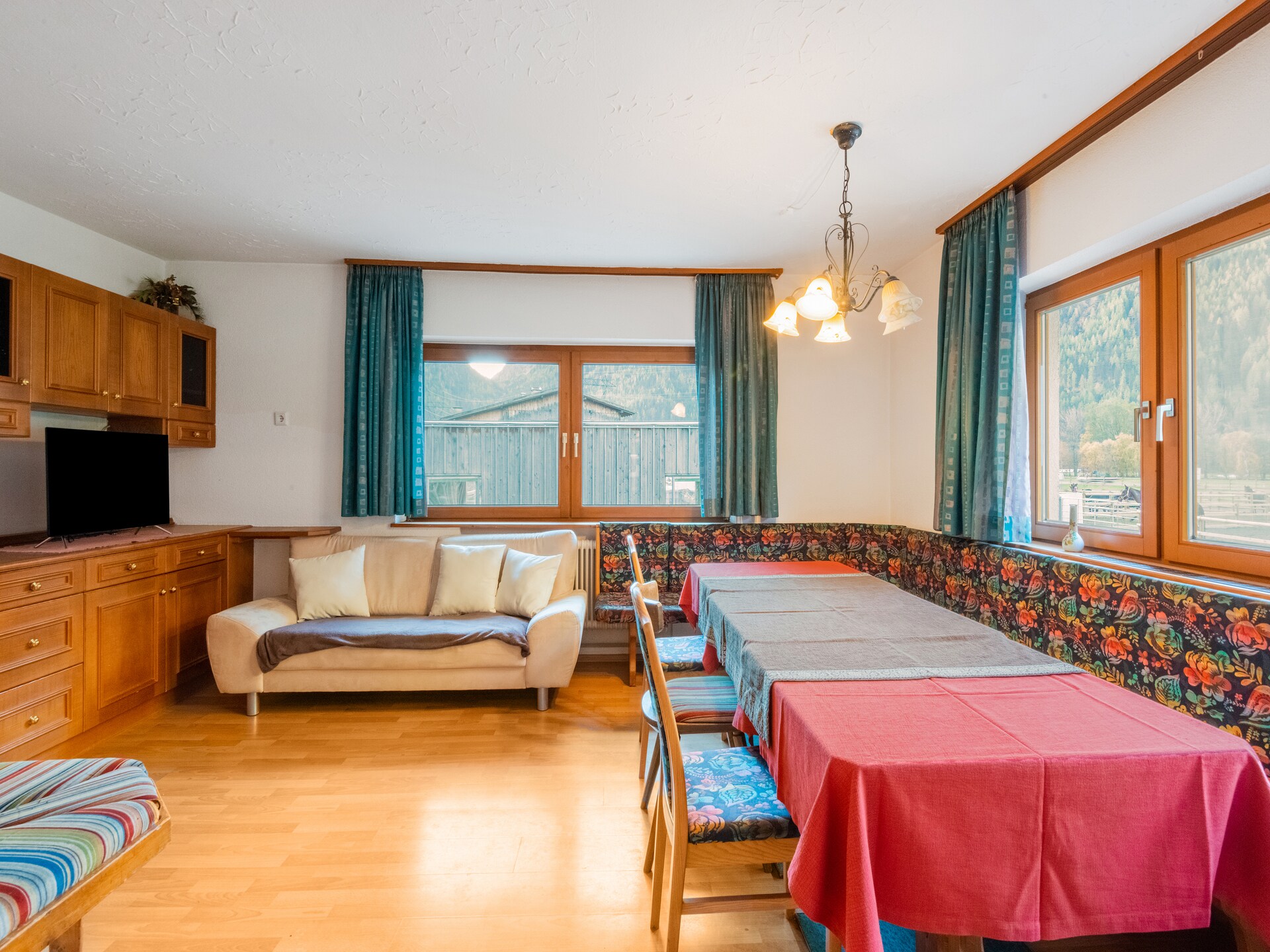 Chalet Friedl: Authentieke boerderij met paardenstallen in Ötztal - foto 8
