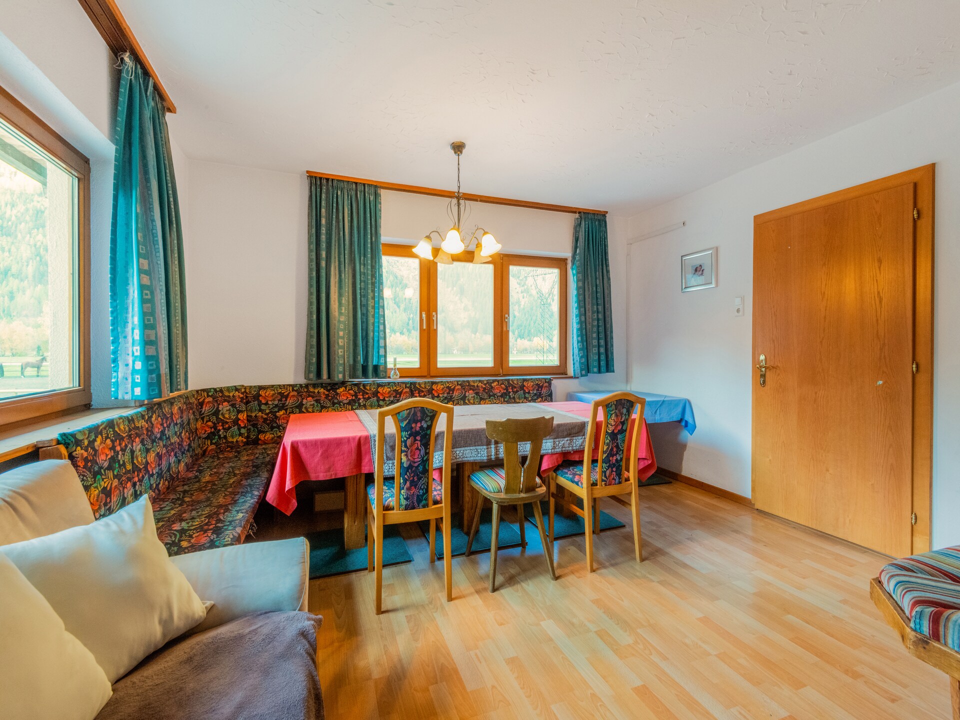 Chalet Friedl: Authentieke boerderij met paardenstallen in Ötztal - foto 9