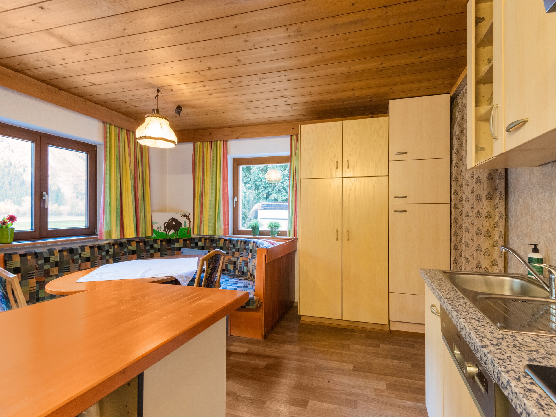 Chalet Friedl: Authentieke boerderij met paardenstallen in Ötztal - foto 11