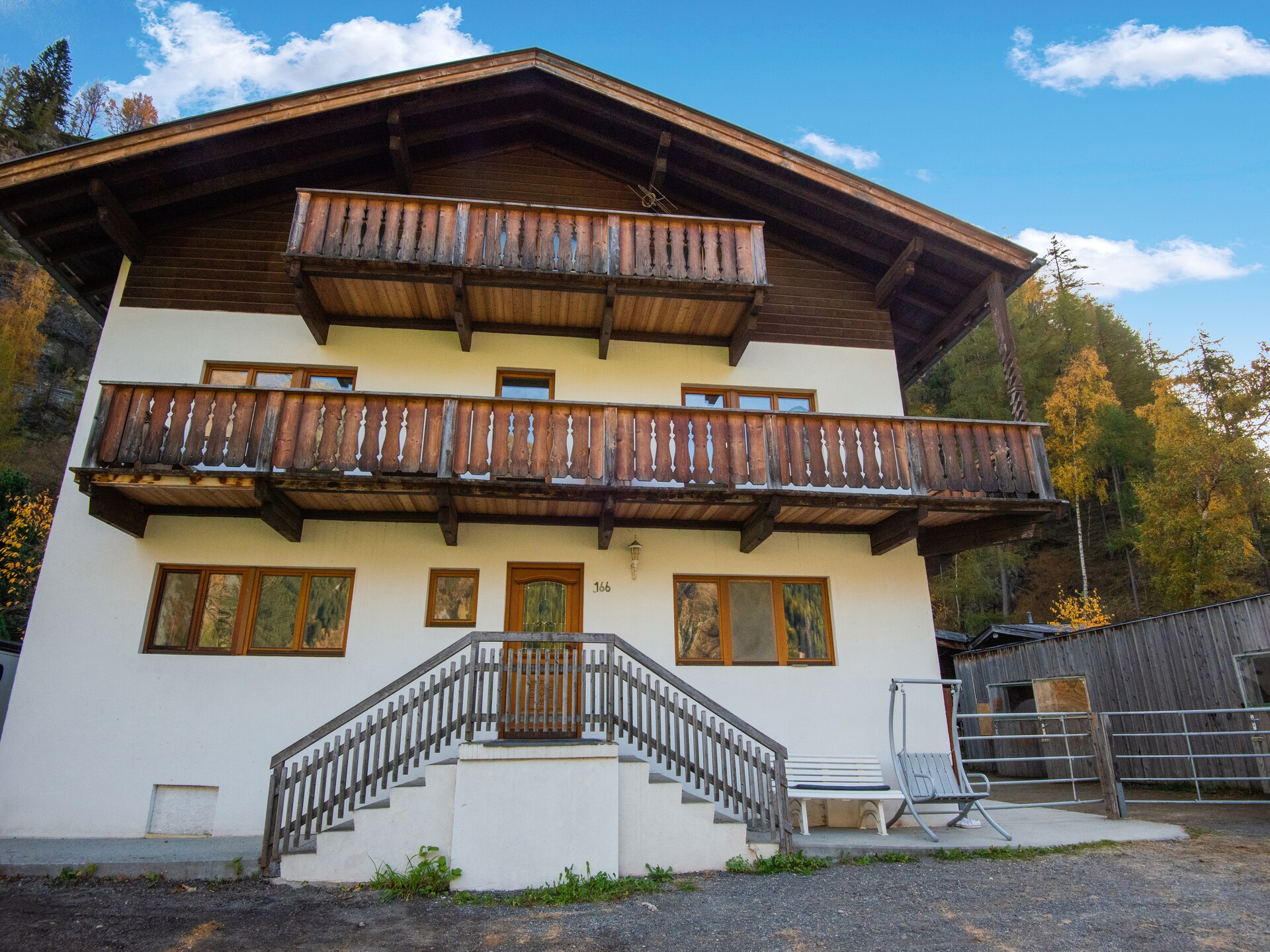 Chalet Friedl: Authentieke boerderij met paardenstallen in Ötztal - foto 1