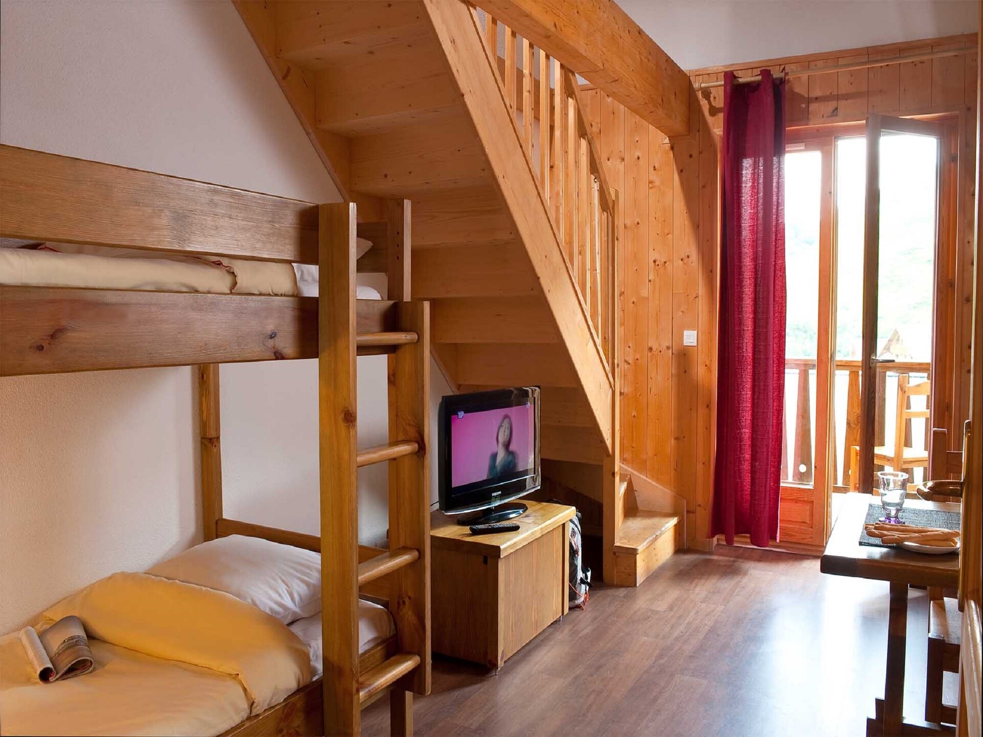 Ruim appartement voor 9 in Saint Sorlin d'Arves met zwembad en balkon - foto 10
