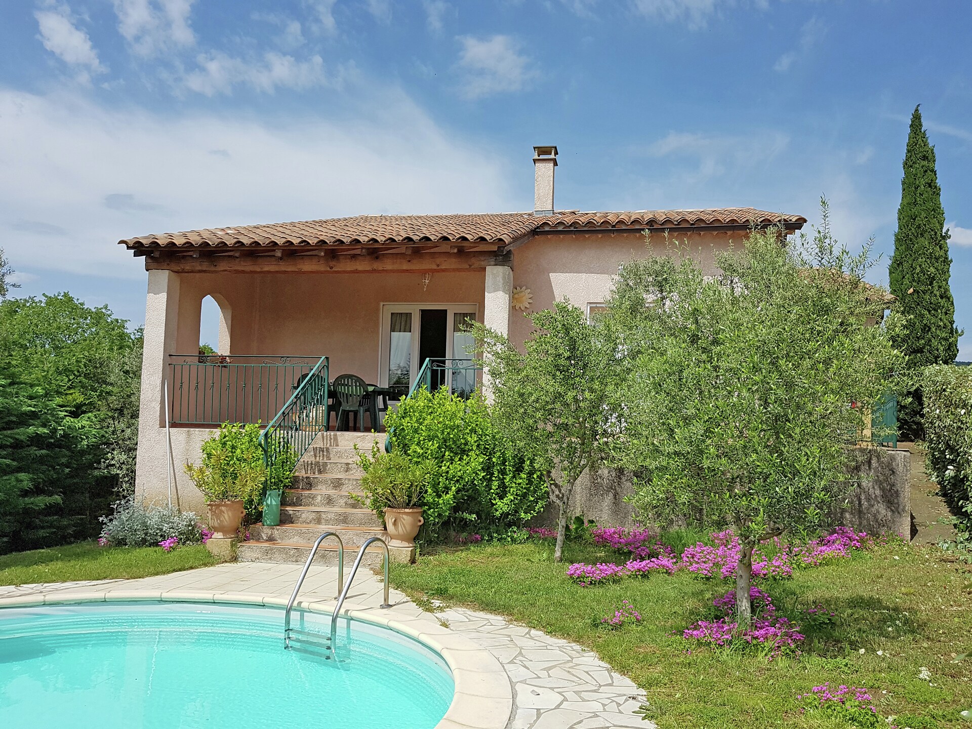 Villa met privézwembad en valleizicht nabij Saint-Laurent-de-Carnols - foto 1