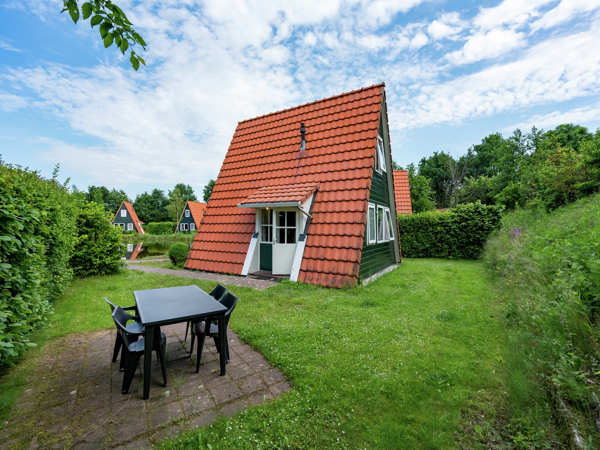 Vrijstaand vakantiehuis aan visvijver in pittoresk vissersdorpje bij Bant - foto 6