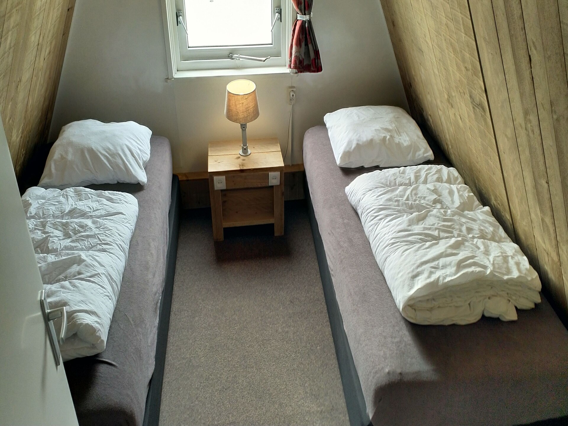 Vrijstaand vakantiehuis aan visvijver in pittoresk vissersdorpje bij Bant - foto 5