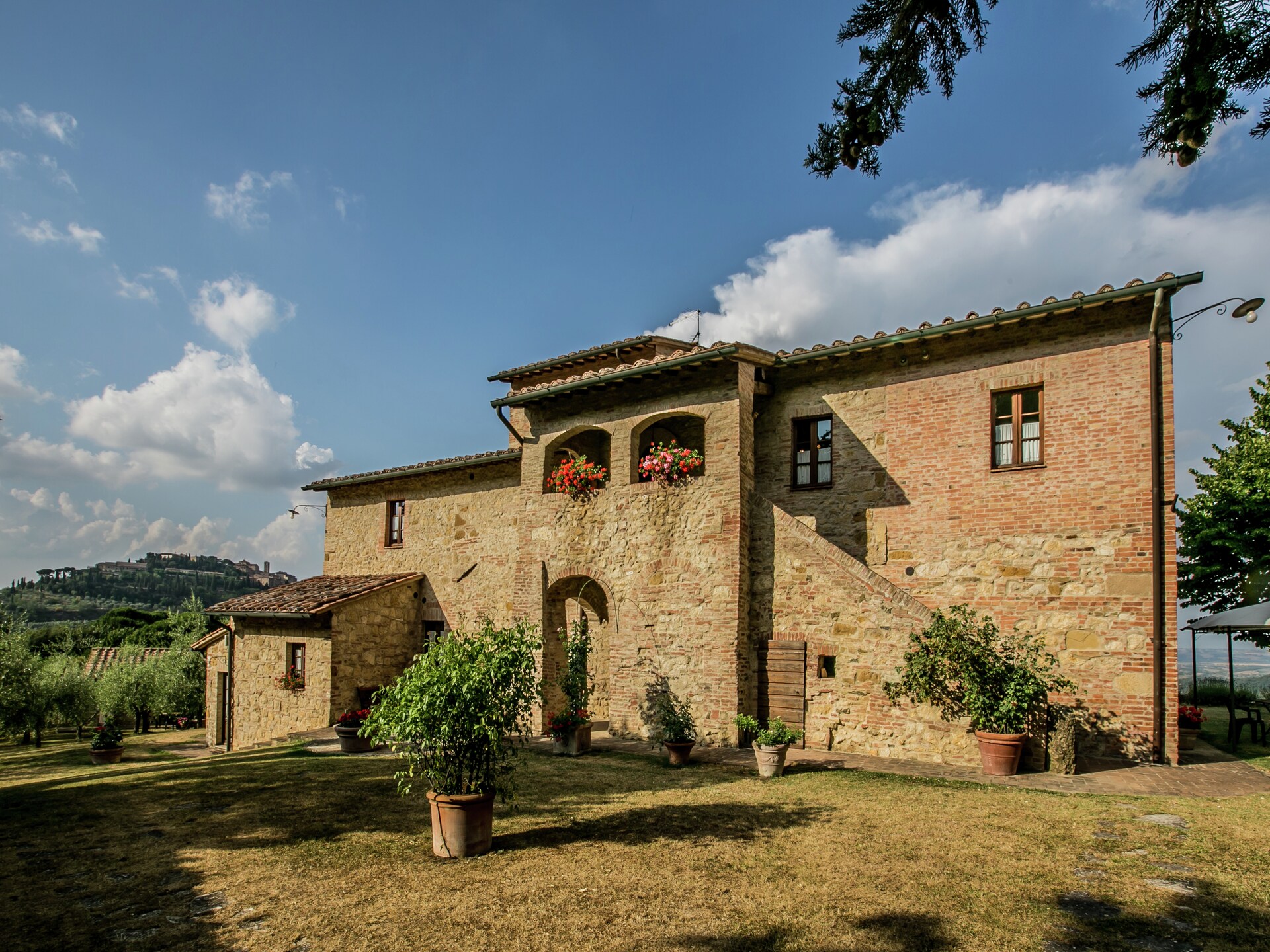 Authentieke Toscaanse boerderij met zwembad en uitzicht bij Montepulciano - foto 11