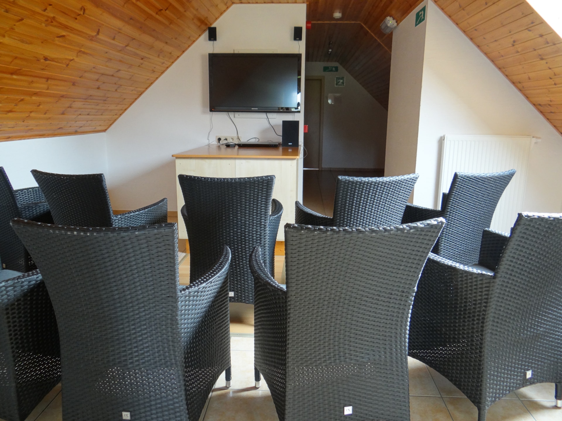 Op 1,0 km van het meer: ruim 24-persoons vakantiehuis in Waimes - Robertville - foto 9