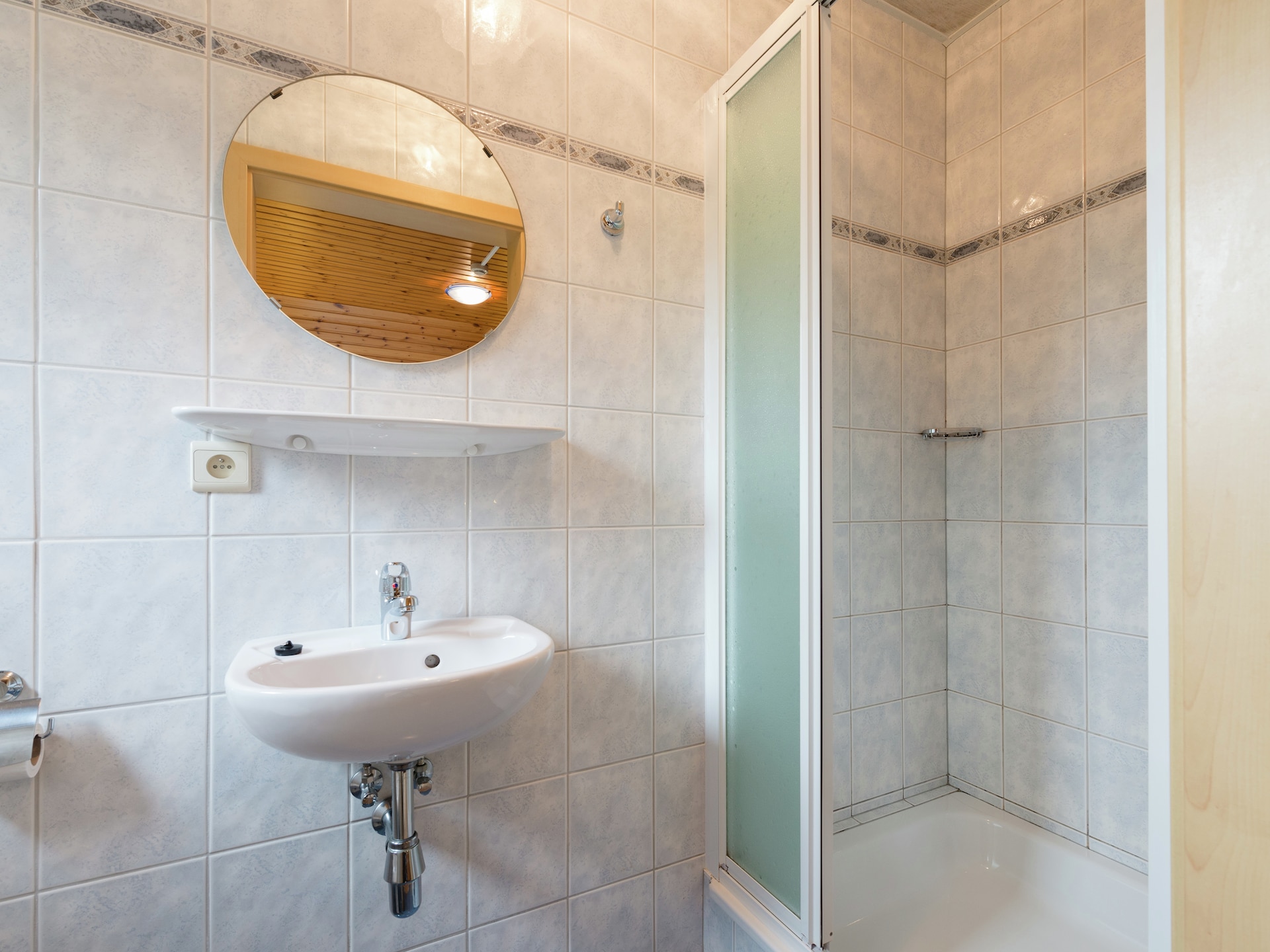 Op 1,0 km van het meer: ruim 24-persoons vakantiehuis in Waimes - Robertville - foto 27