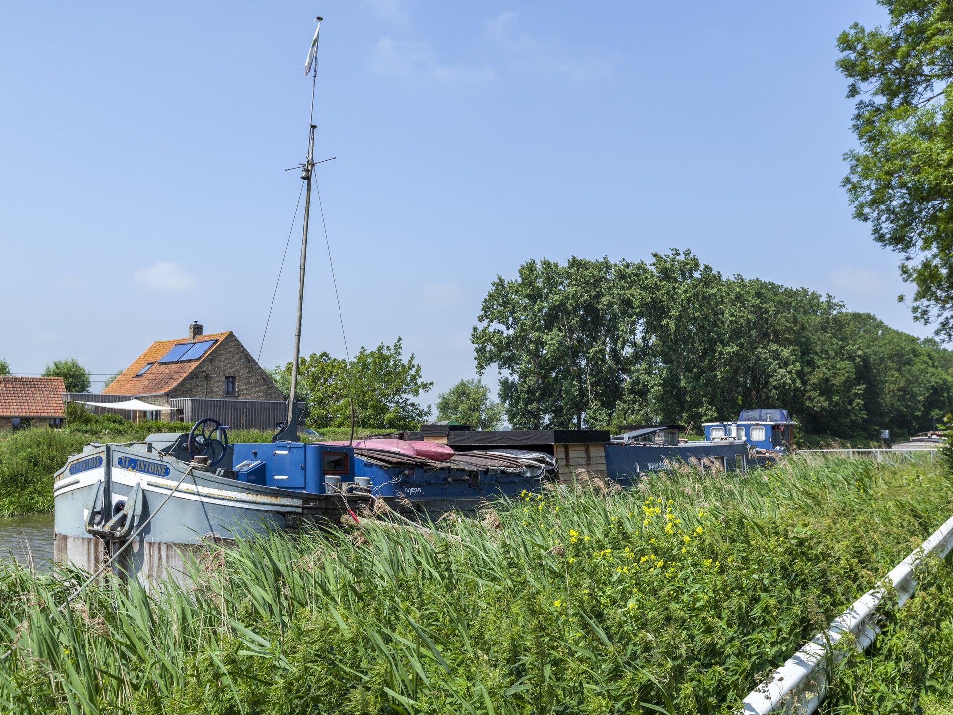 Woonboot voor 15 personen aan het water in Merkem, West-Vlaanderen - foto 33