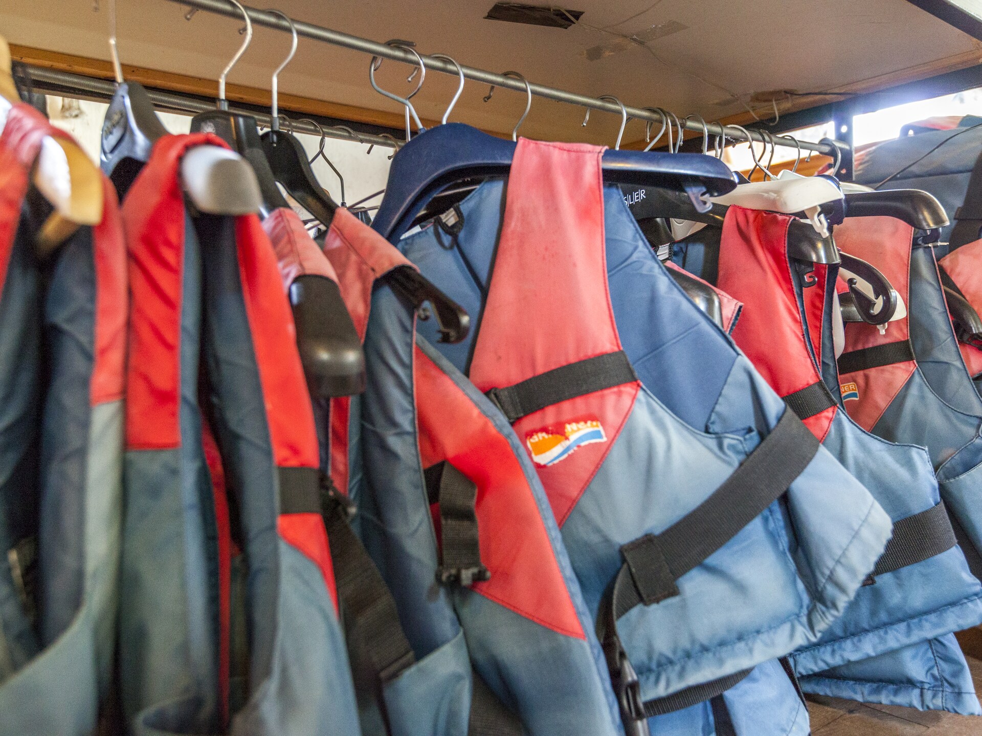 Woonboot voor 15 personen aan het water in Merkem, West-Vlaanderen - foto 32