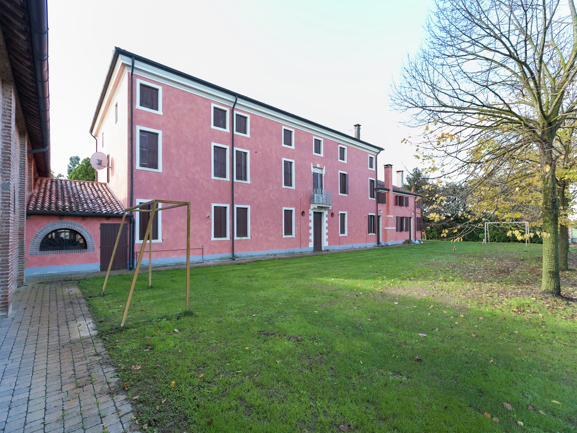 Rustieke boerderij met zwembad en park in het Venetiaanse platteland - foto 16
