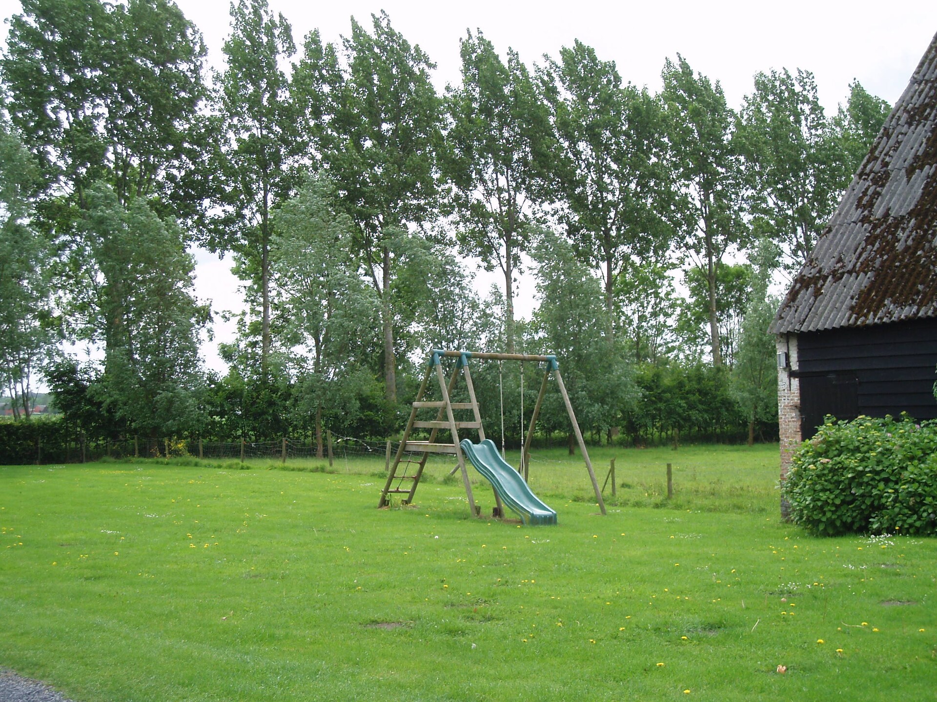 Ruime boerderij 't Groothuus in Eede – 12 personen, hondvriendelijk, omheinde tuin - foto 13