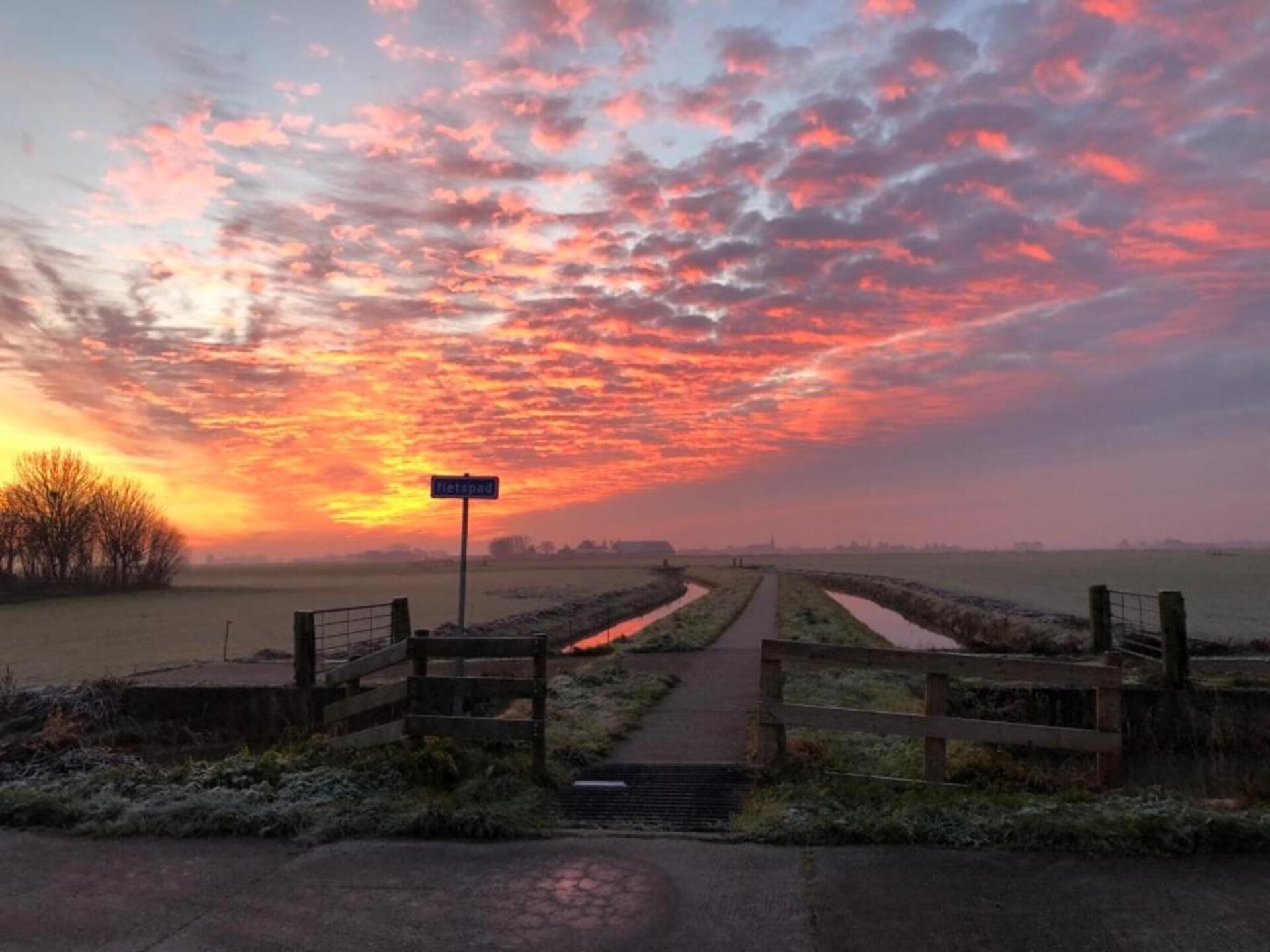 Pronkkeamer Skrins: authentiek vakantiehuis in het Friese boerenland - foto 36