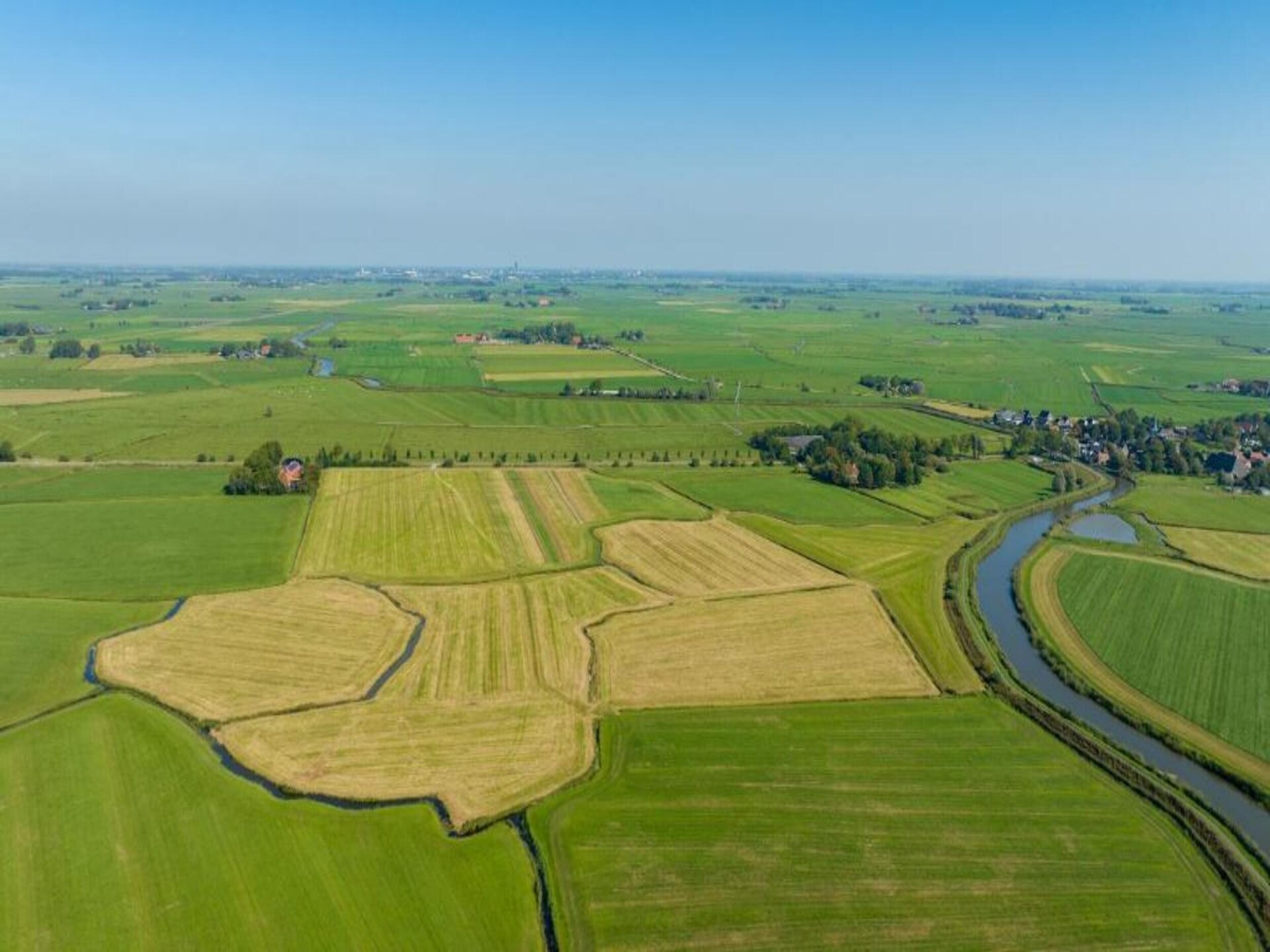Pronkkeamer Skrins: authentiek vakantiehuis in het Friese boerenland - foto 37