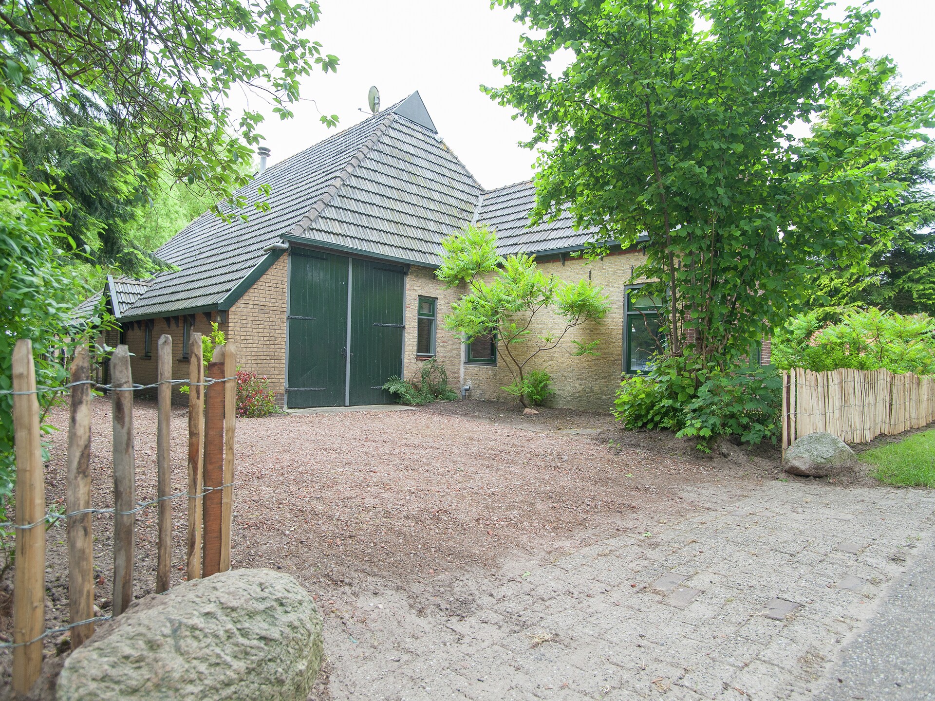 Ruime boerderij in Waskemeer: rust, natuur en ruimte voor 15 personen - foto 10