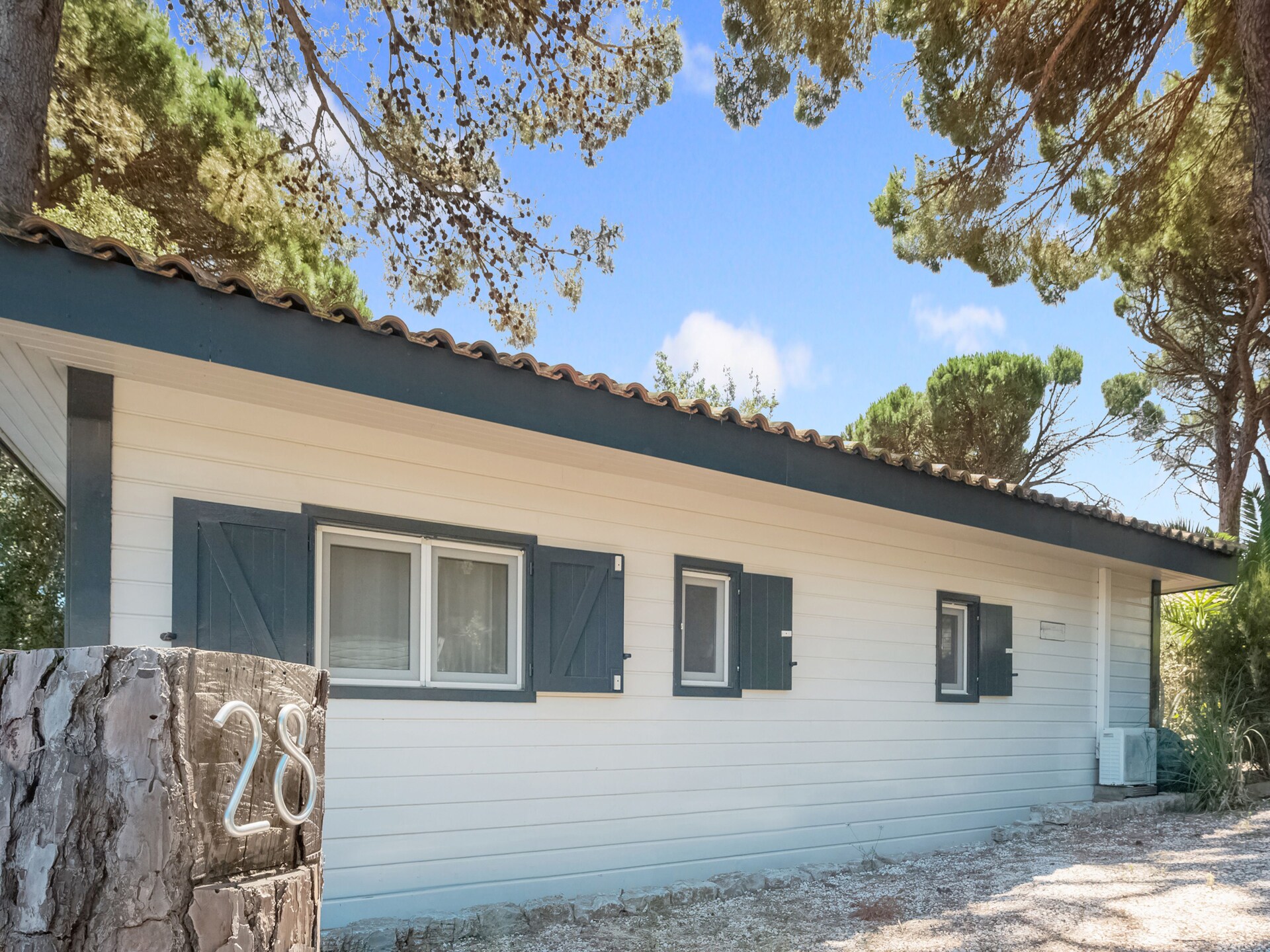 Houten villa Lavande op groen park nabij Saint-Tropez - foto 8