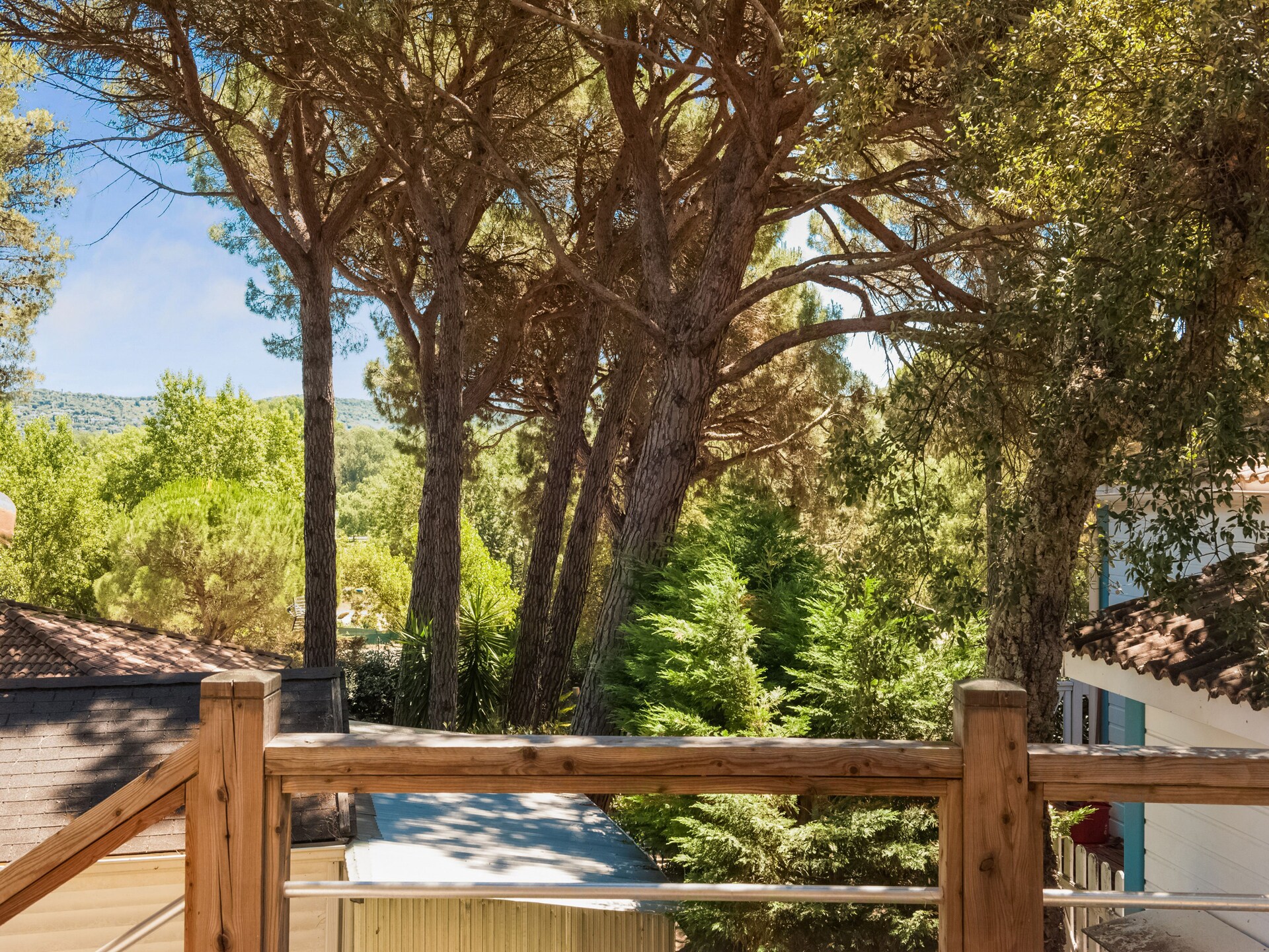 Houten villa Lavande op groen park nabij Saint-Tropez - foto 22