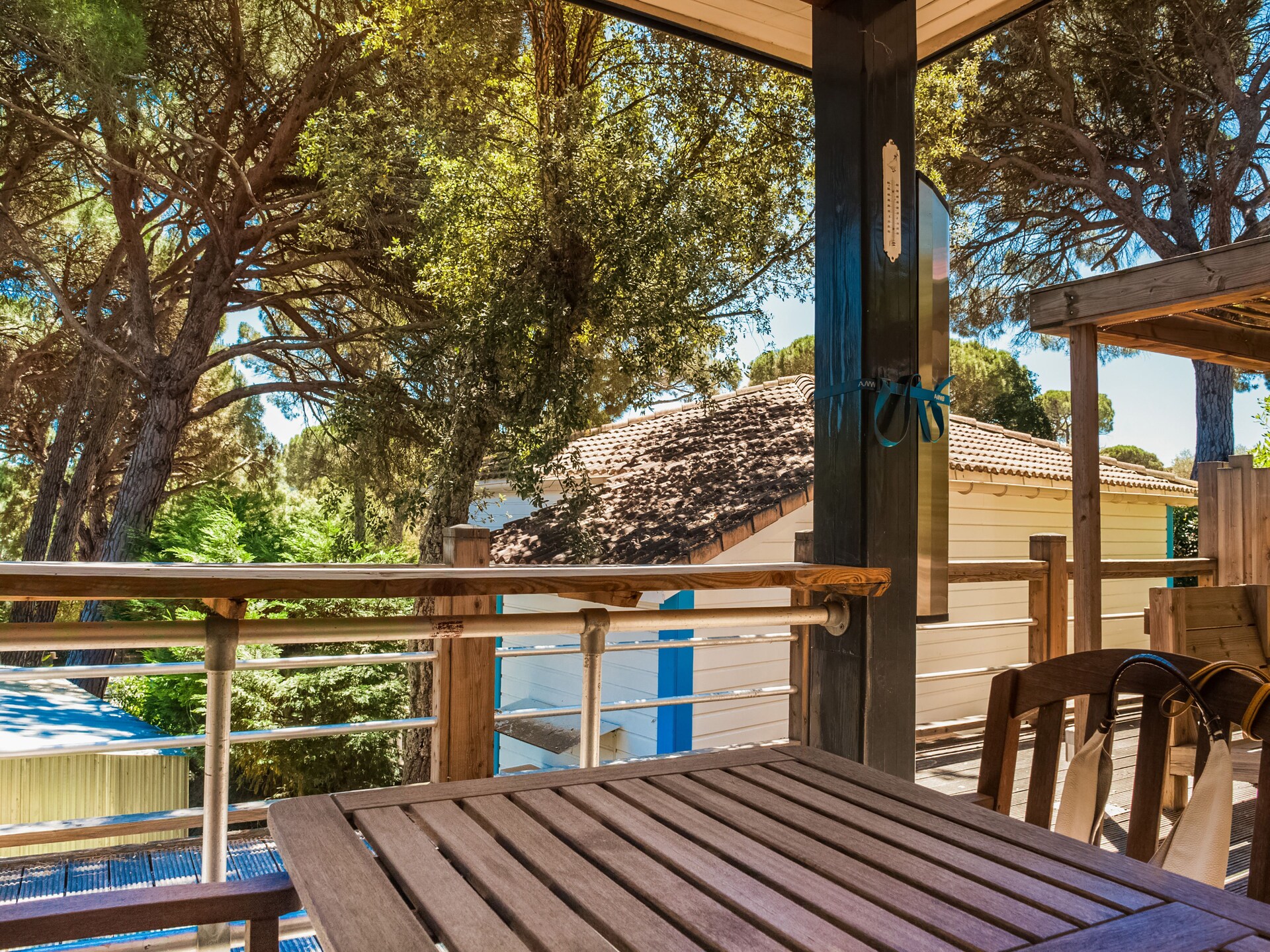 Houten villa Lavande op groen park nabij Saint-Tropez - foto 23