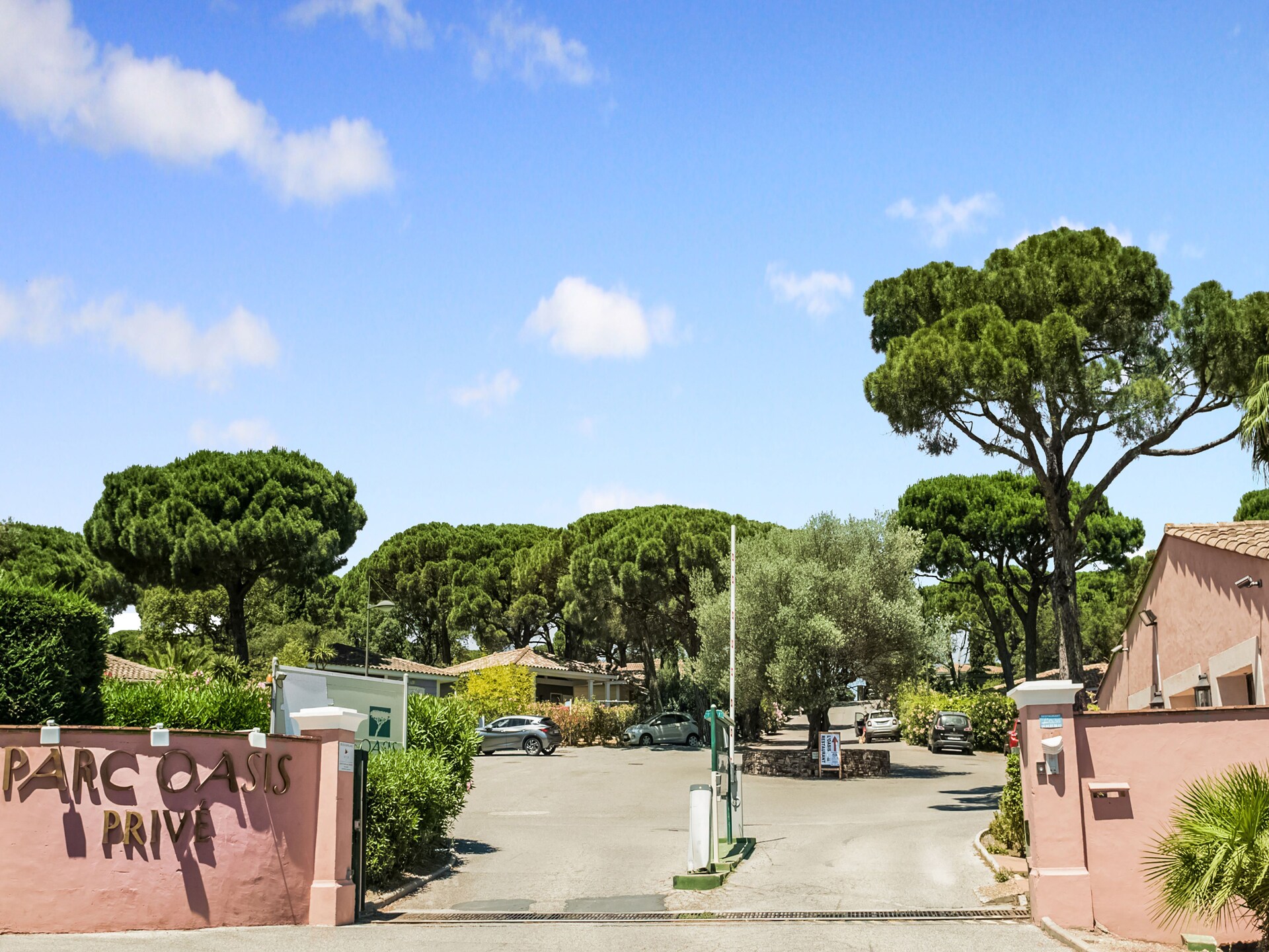 Houten villa Lavande op groen park nabij Saint-Tropez - foto 19