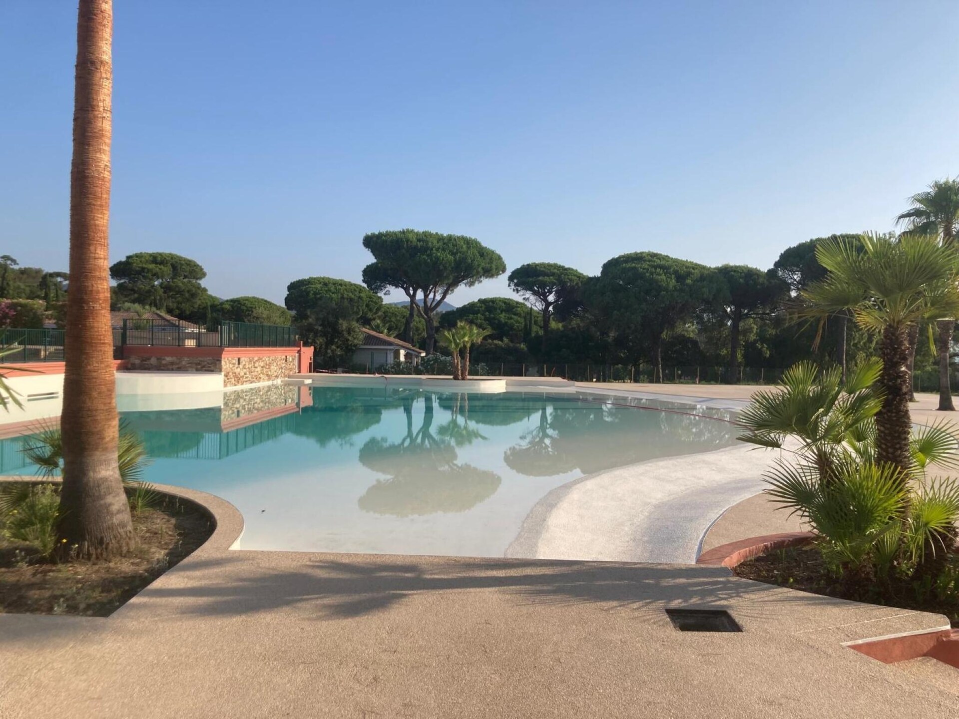 Houten villa Lavande op groen park nabij Saint-Tropez - foto 25