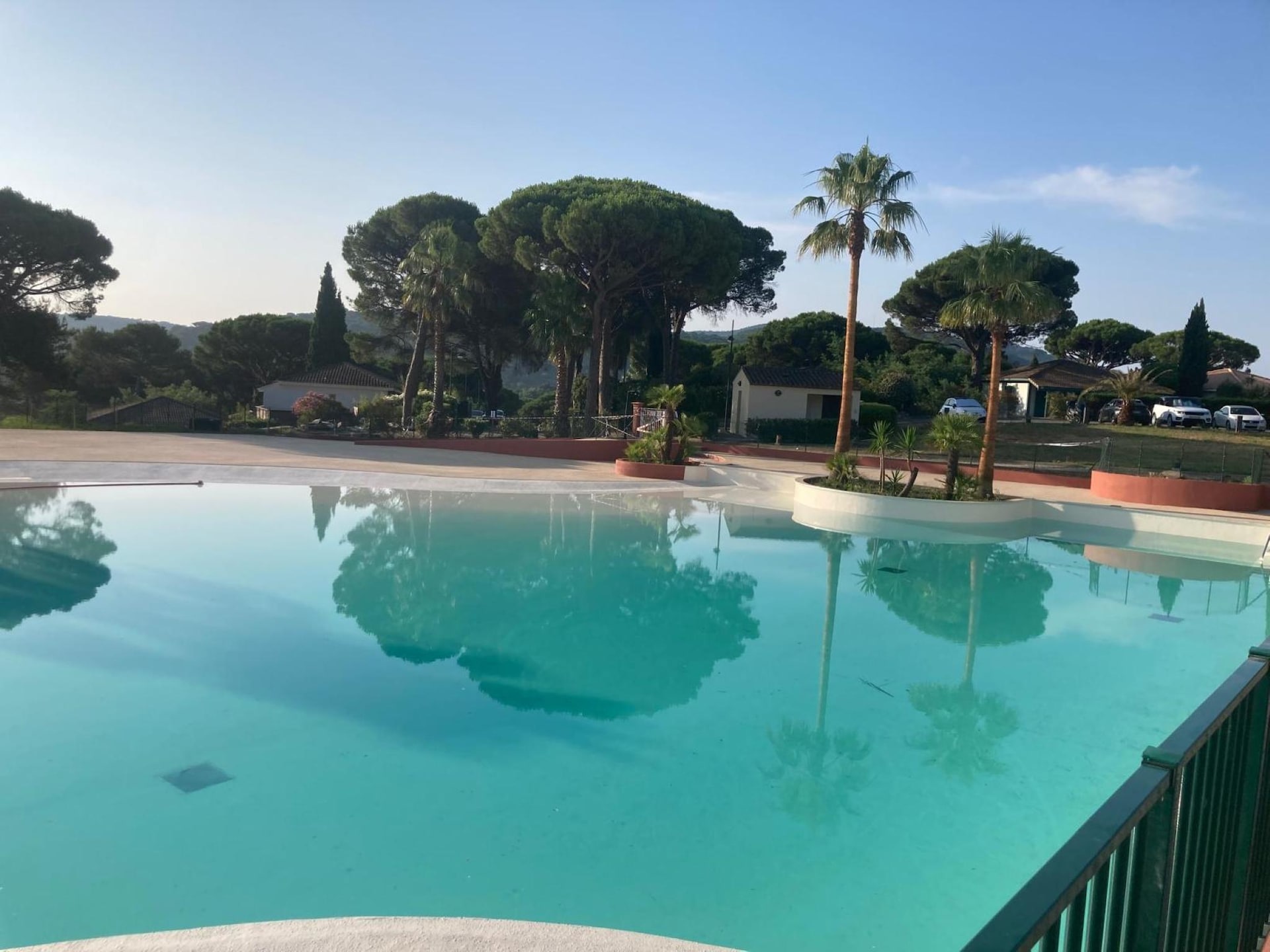 Houten villa Lavande op groen park nabij Saint-Tropez - foto 27