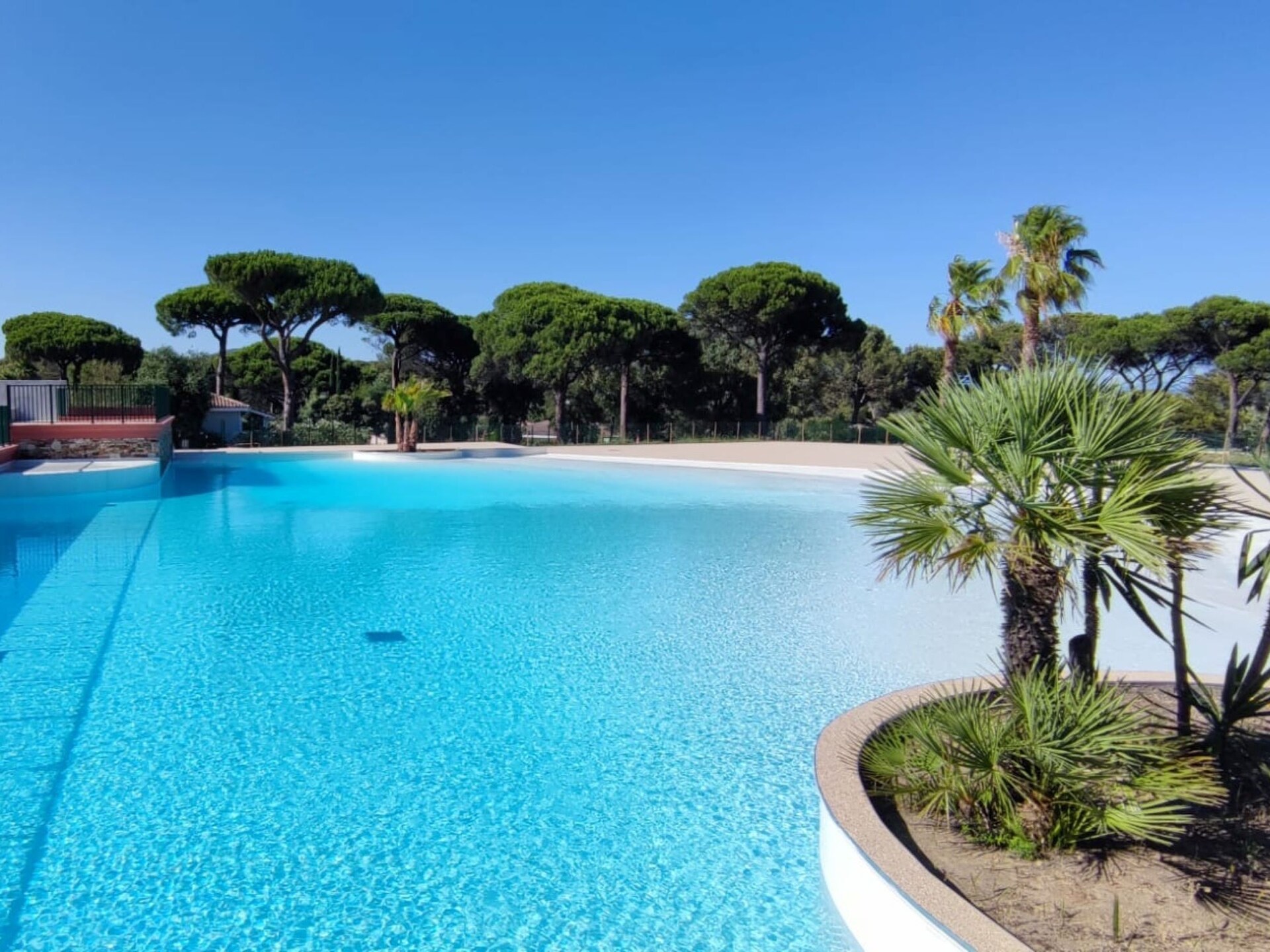 Houten villa Lavande op groen park nabij Saint-Tropez - foto 28