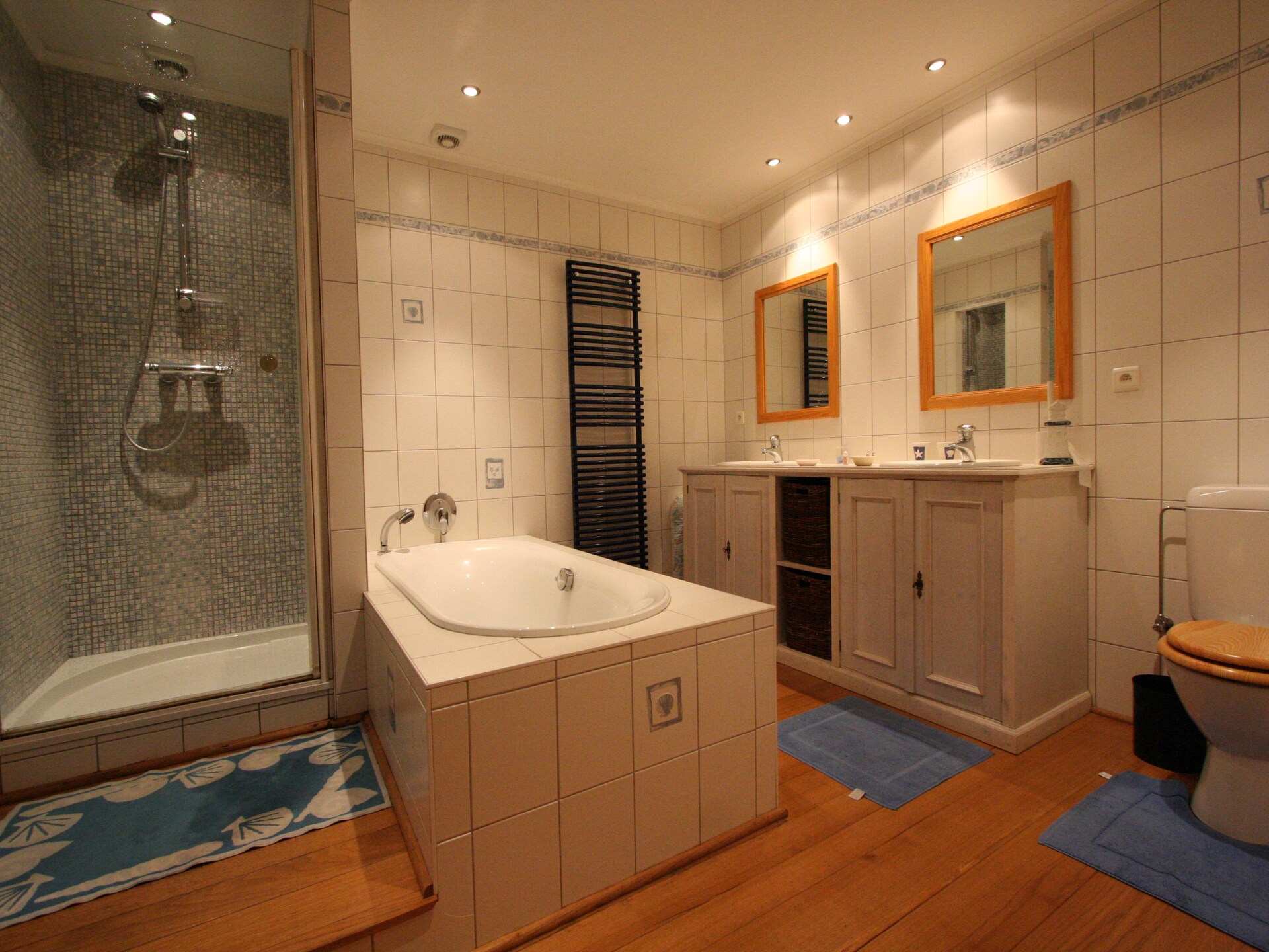 Gerenoveerd 18e-eeuws landhuis met privétuin in Stoumont - foto 24