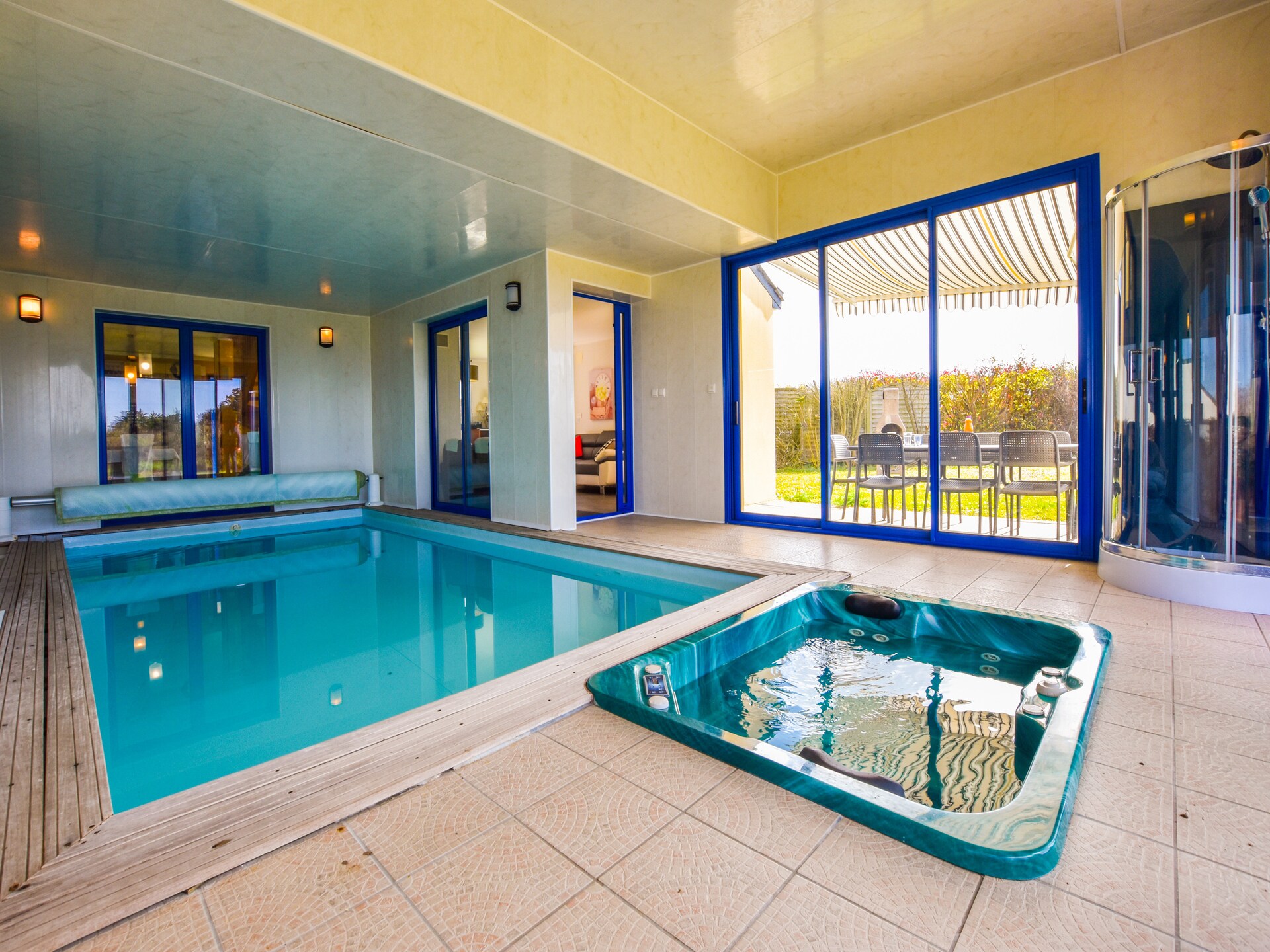 9-persoons villa met wellness aan zee in Moëlan-sur-Mer - foto 1