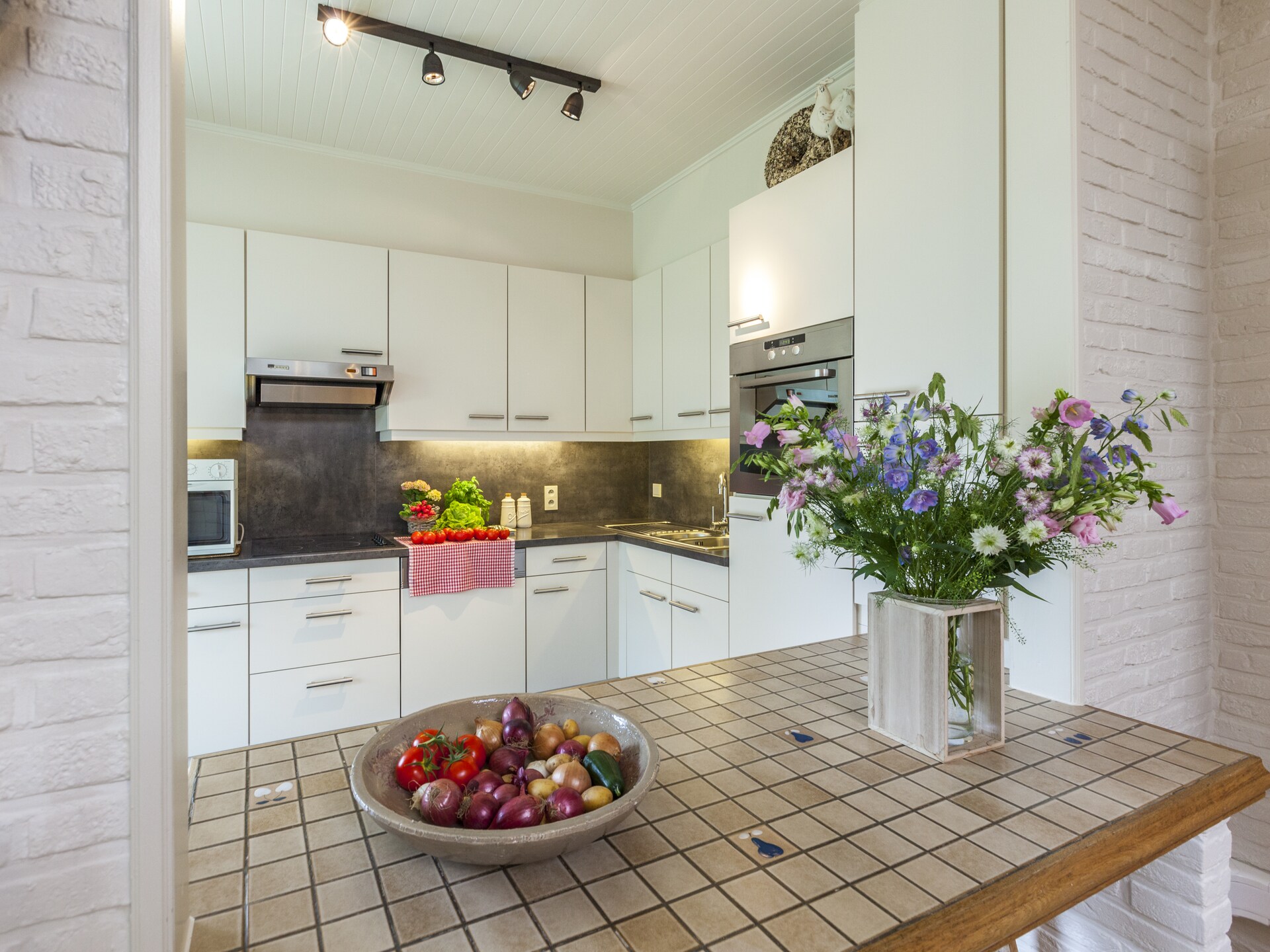 Romantisch vakantiehuis aan het water in Zingem met privétuin - foto 11