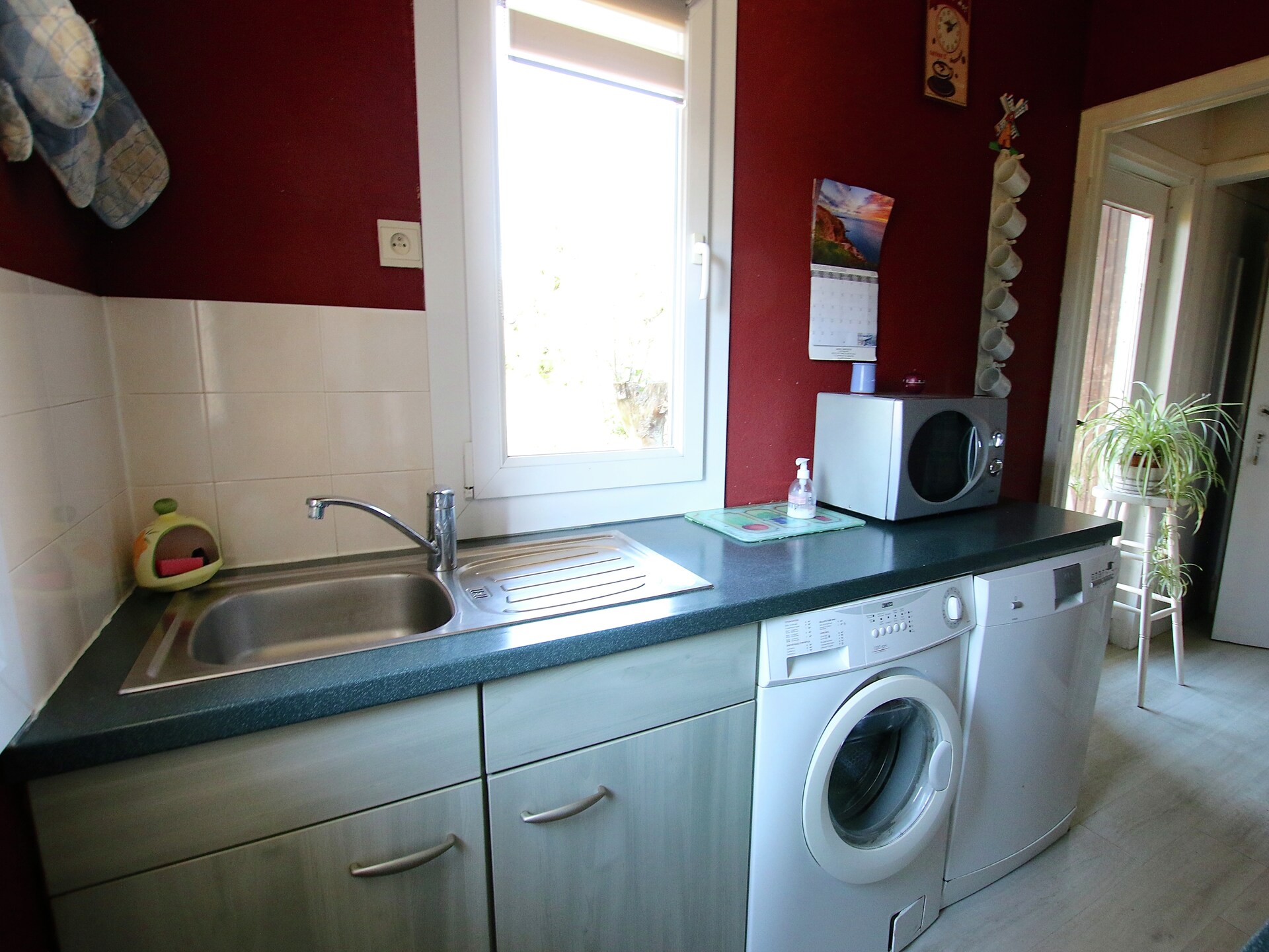 Ruim chalet voor 6 in de bossen bij Transinne met jeu de boulesbaan - foto 12