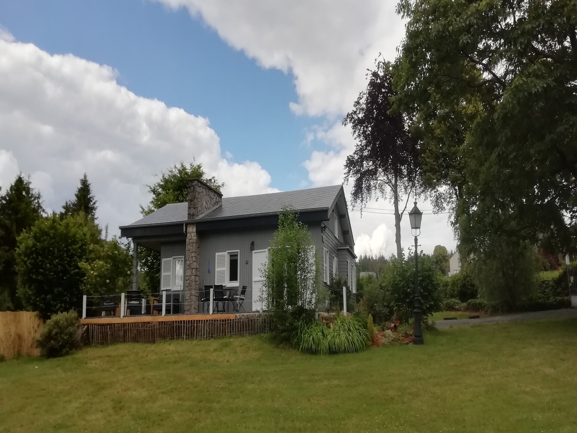 Ruim chalet voor 6 in de bossen bij Transinne met jeu de boulesbaan - foto 6