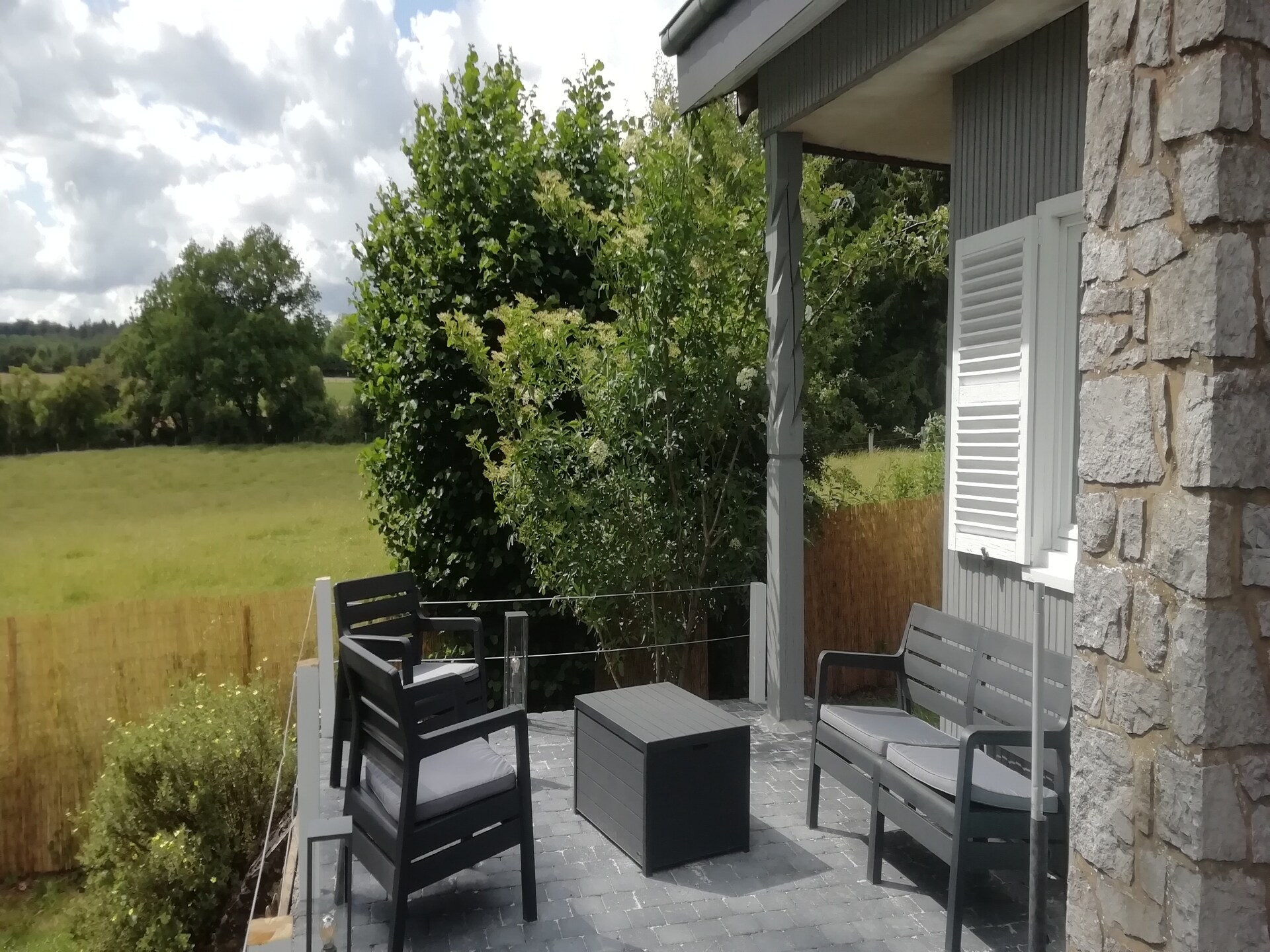 Ruim chalet voor 6 in de bossen bij Transinne met jeu de boulesbaan - foto 21