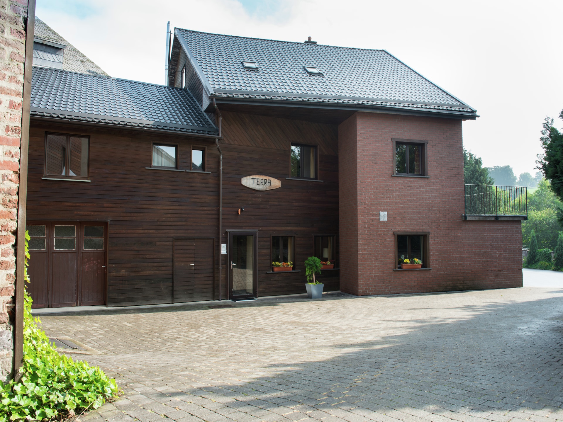 Vlakbij centrum Waimes: 28-persoons vakantiehuis met wellness - foto 8