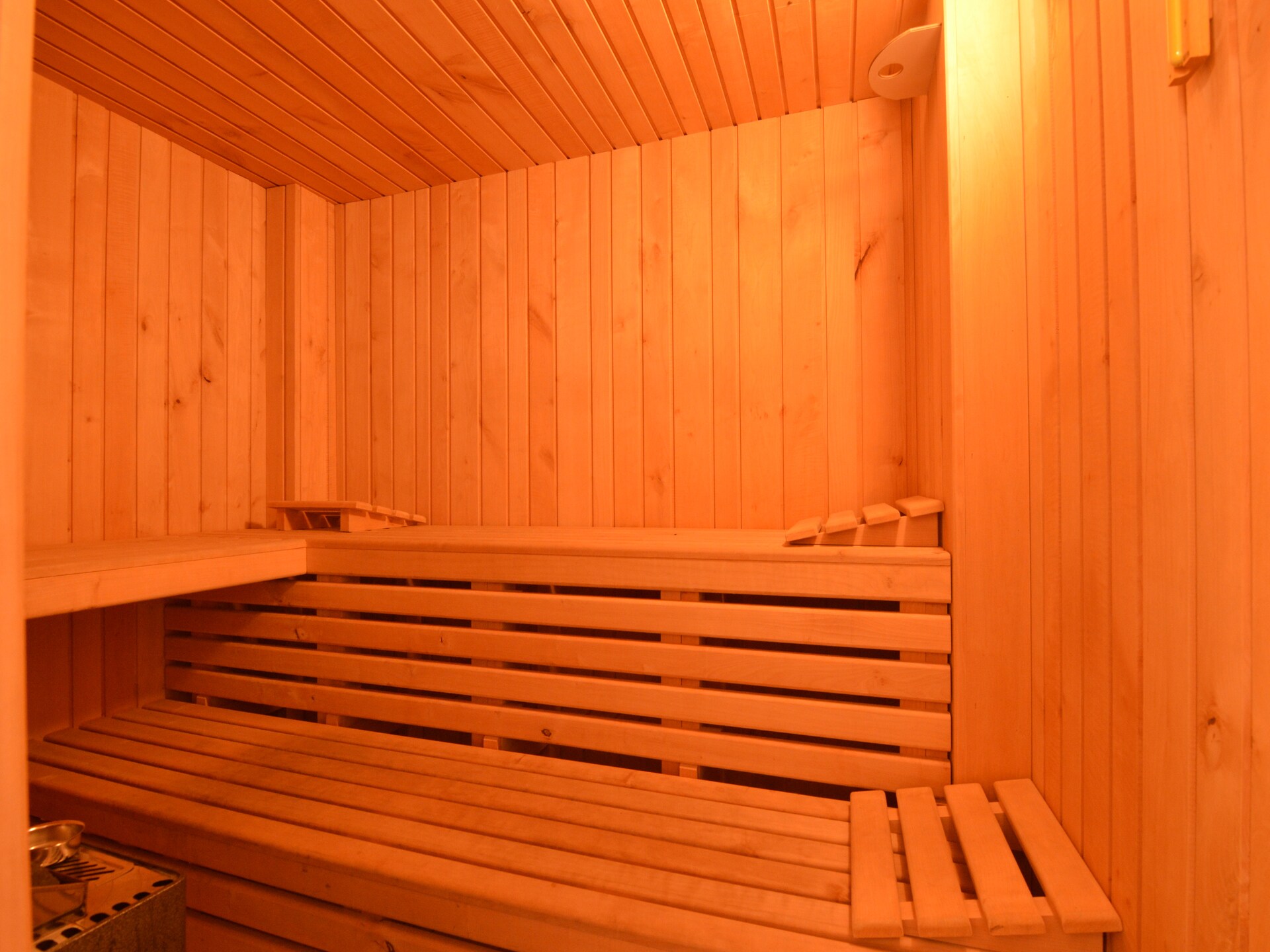 Vakantiehuis Am Burggarten in Bütgenbach: sauna, tuin en dichtbij het meer - foto 2