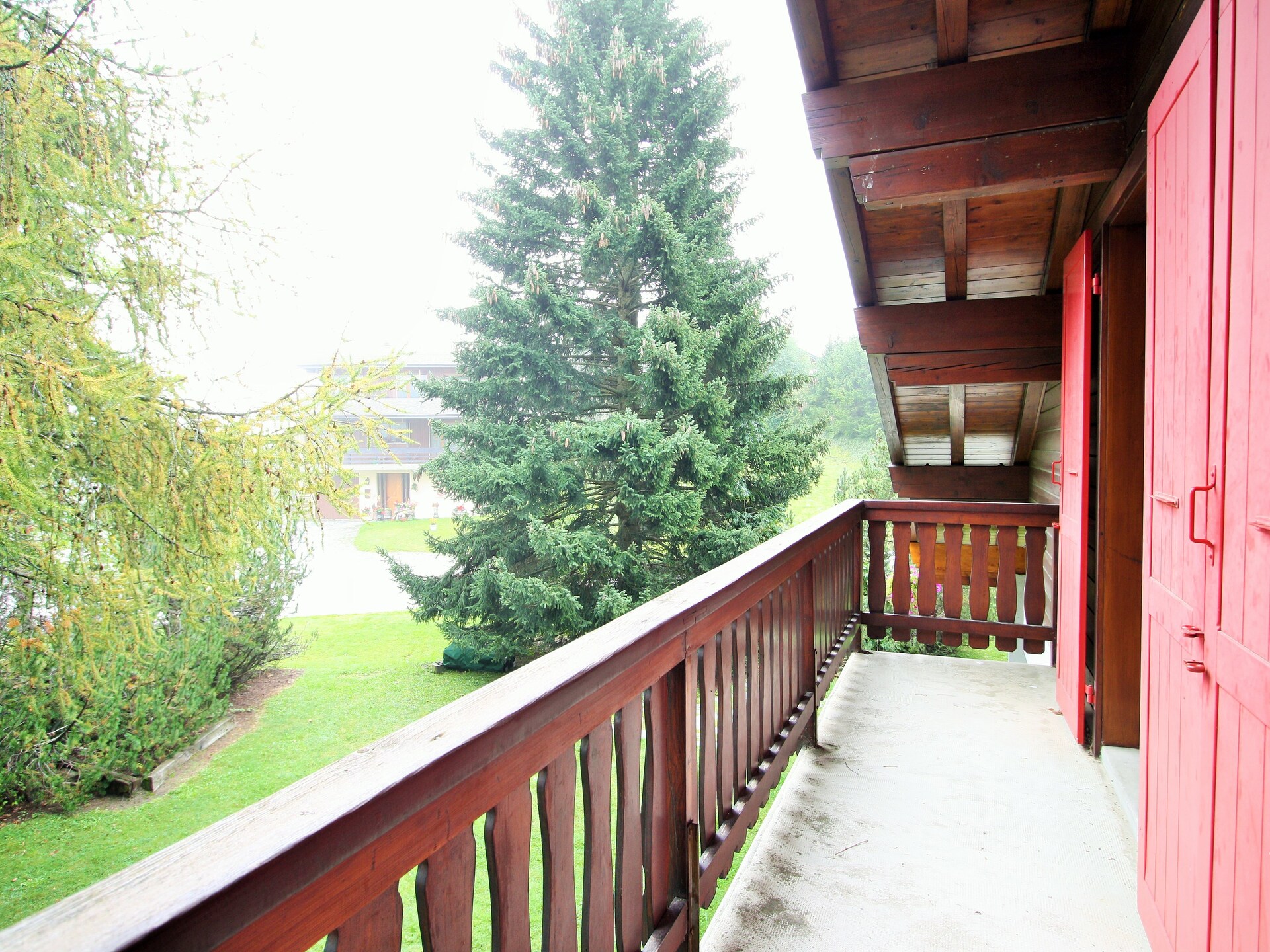 Chalet Le Chaînon: Ruim chalet voor 10 in de bossen bij Crans-Montana - foto 19