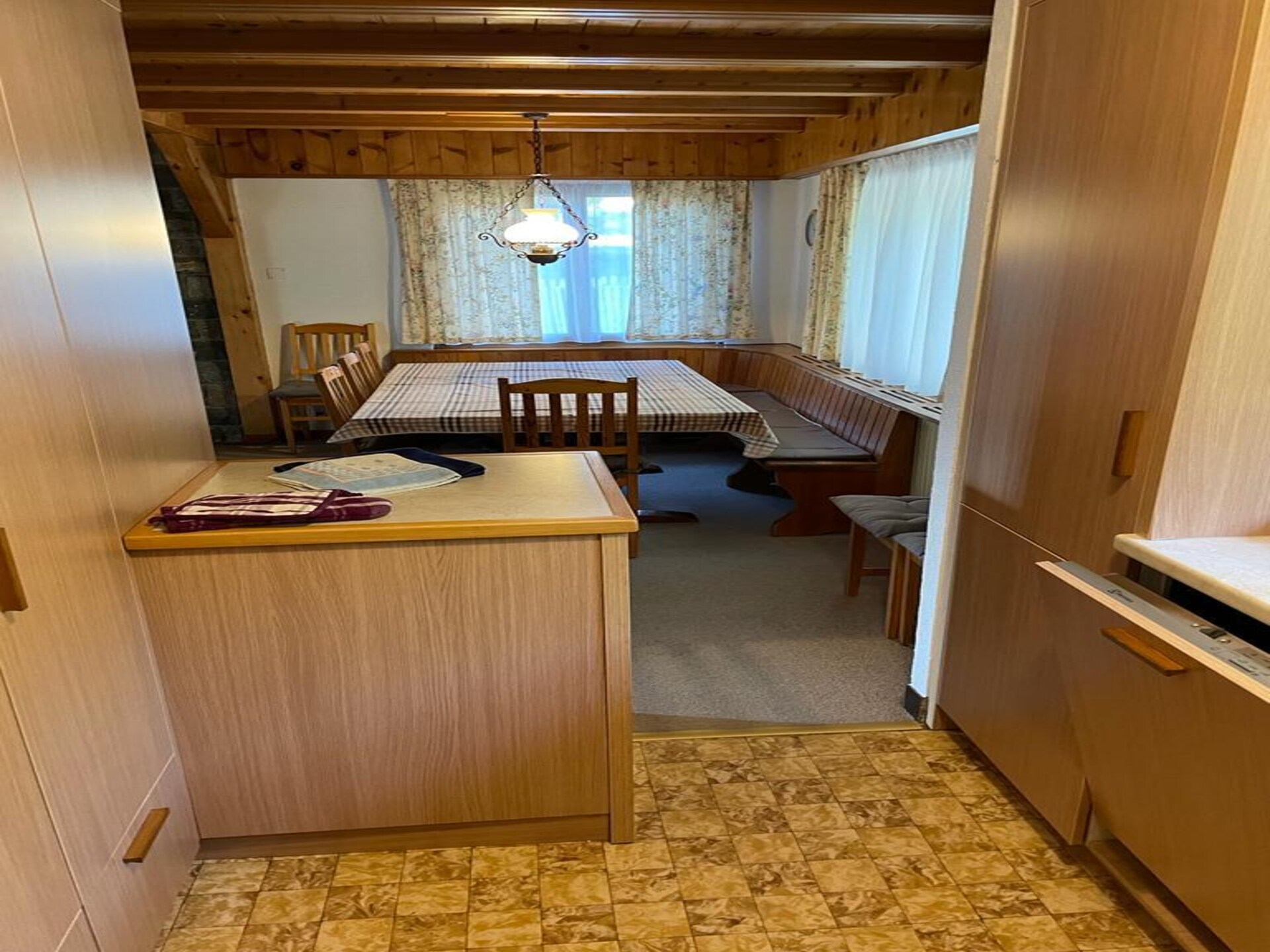 Chalet Le Chaînon: Ruim chalet voor 10 in de bossen bij Crans-Montana - foto 12
