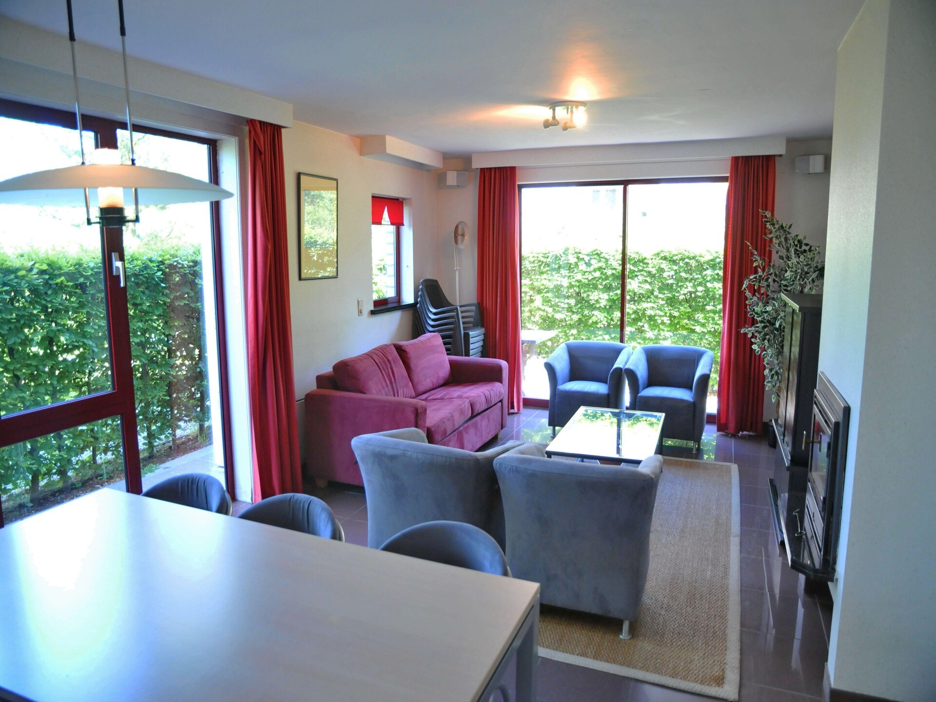 Rustiek appartement in Durbuy met open haard, tuin en zwembad - foto 10