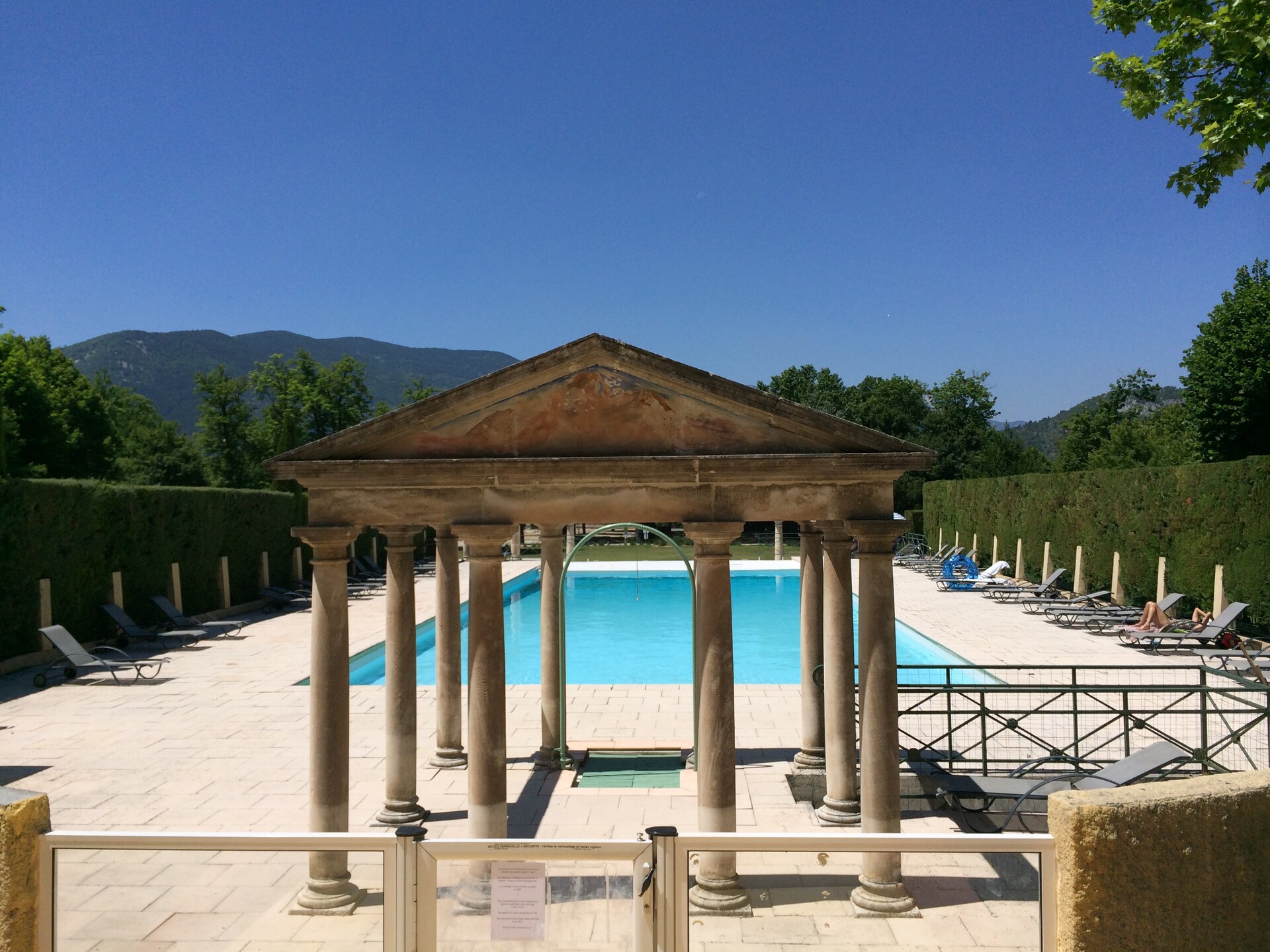 Koninklijk overnachten in een studio op Château des Gipières, Montbrun-les-Bains - foto 8