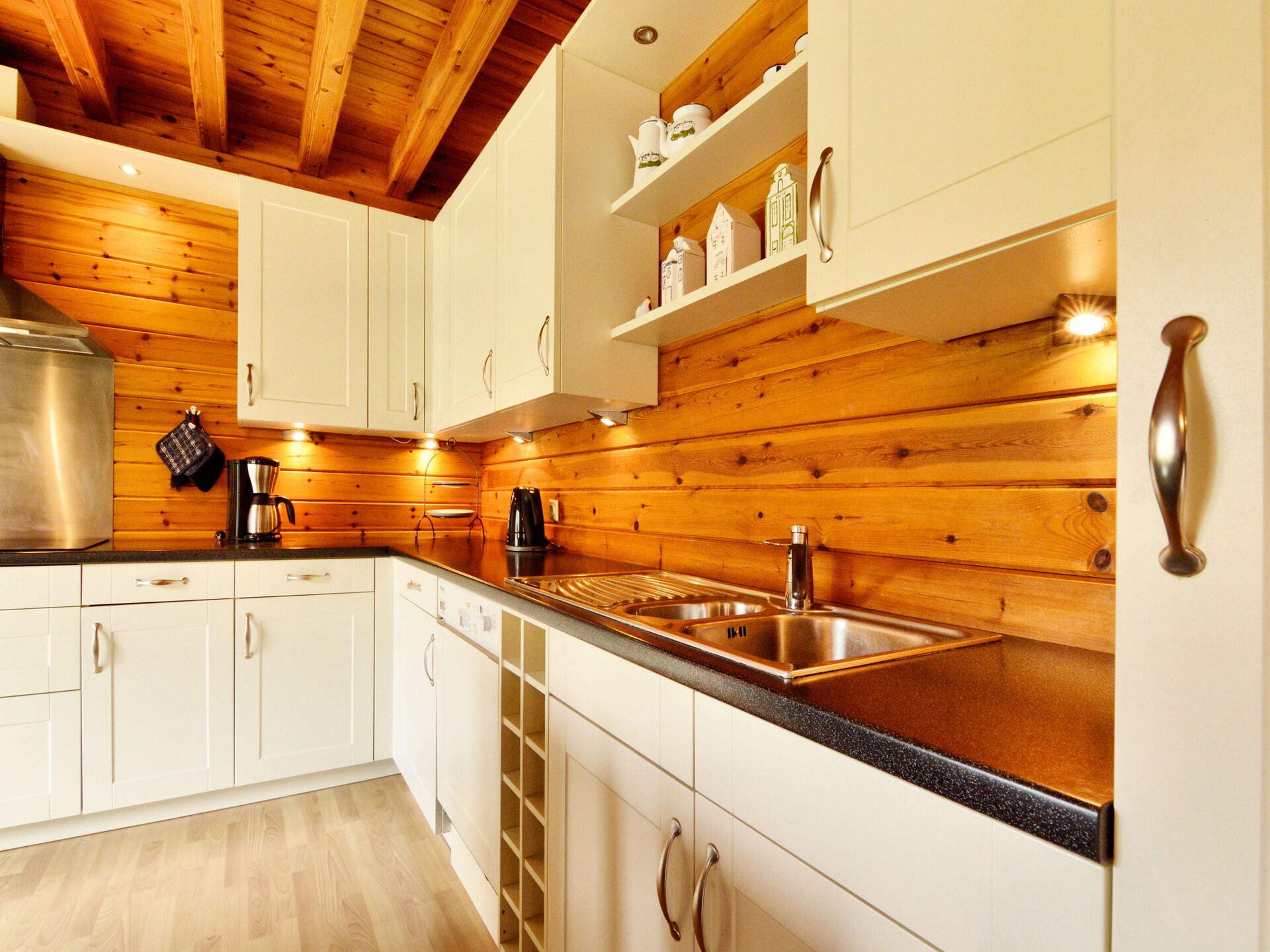 Ruim chalet voor 14 personen met sauna en speelruimte in de bossen bij Durbuy - foto 12