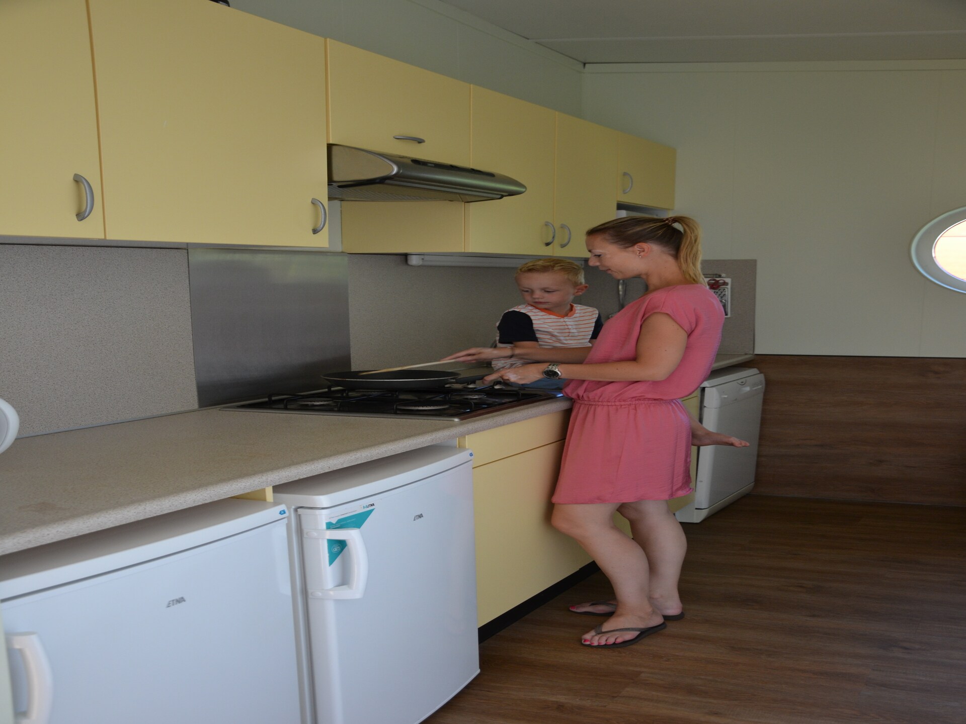 Strandpark Vlugtenburg 1: Knus vakantiehuis in hutstijl nabij het Noordzeestrand - foto 4