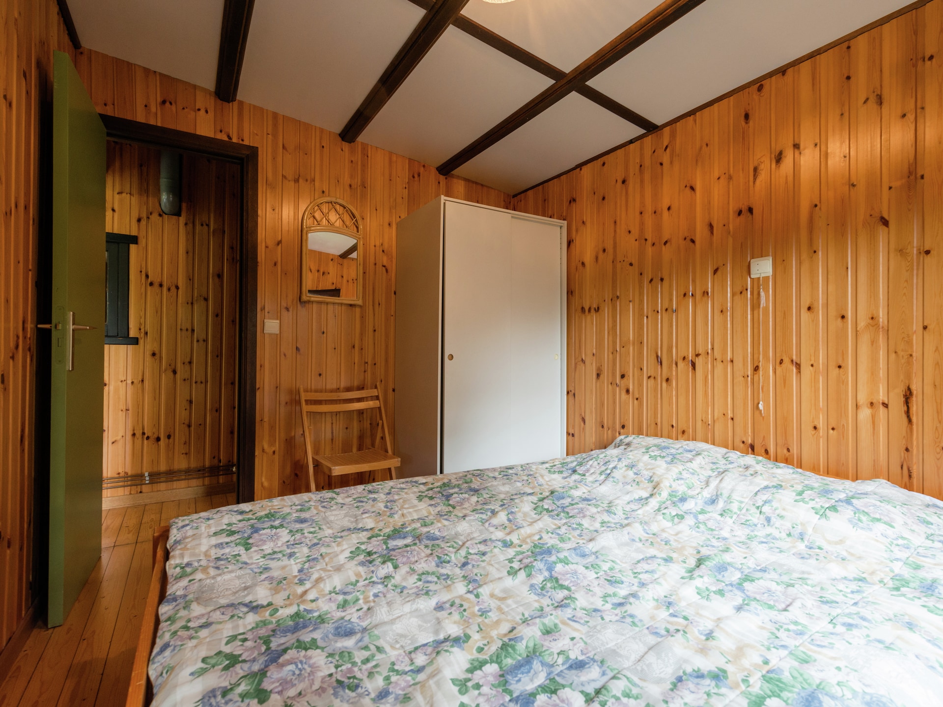 Op 1 km van het meer: 6-persoons chalet in Maboge - foto 13