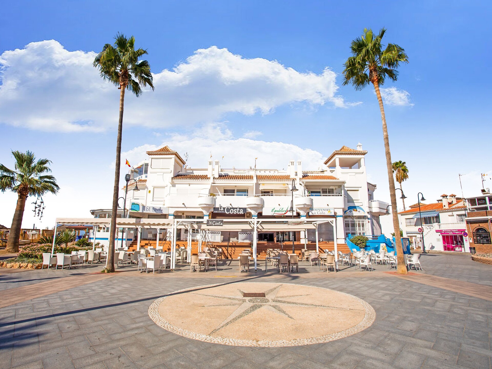 Villa La Estrella: Vrijstaand aan zee in La Cala de Mijas met tropische tuin - foto 30
