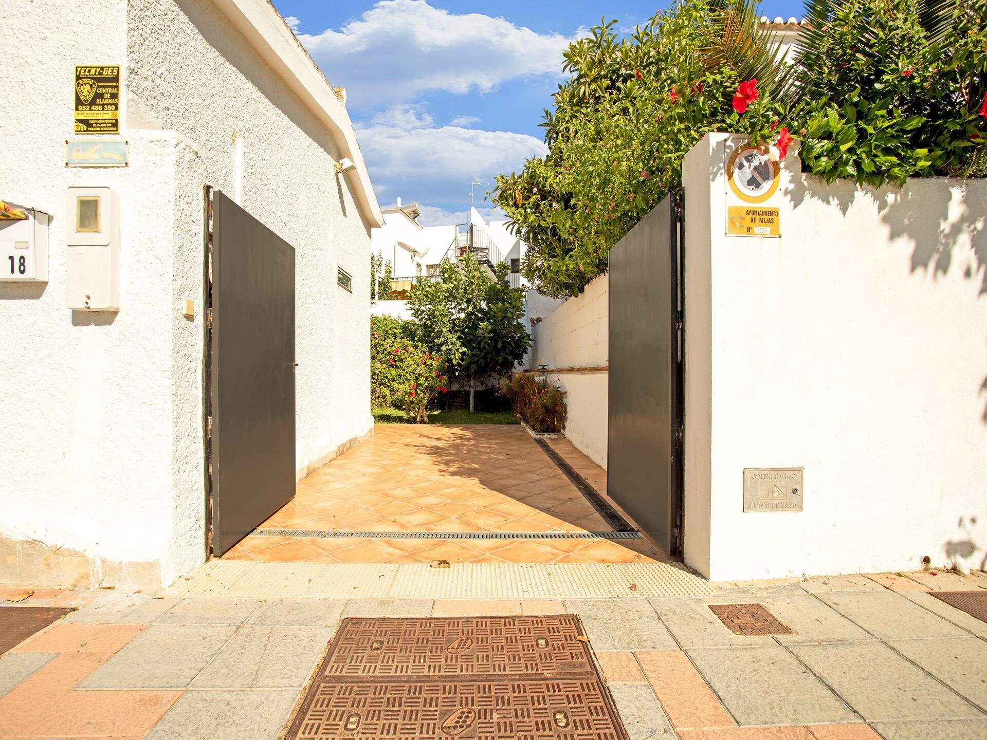 Villa La Estrella: Vrijstaand aan zee in La Cala de Mijas met tropische tuin - foto 8