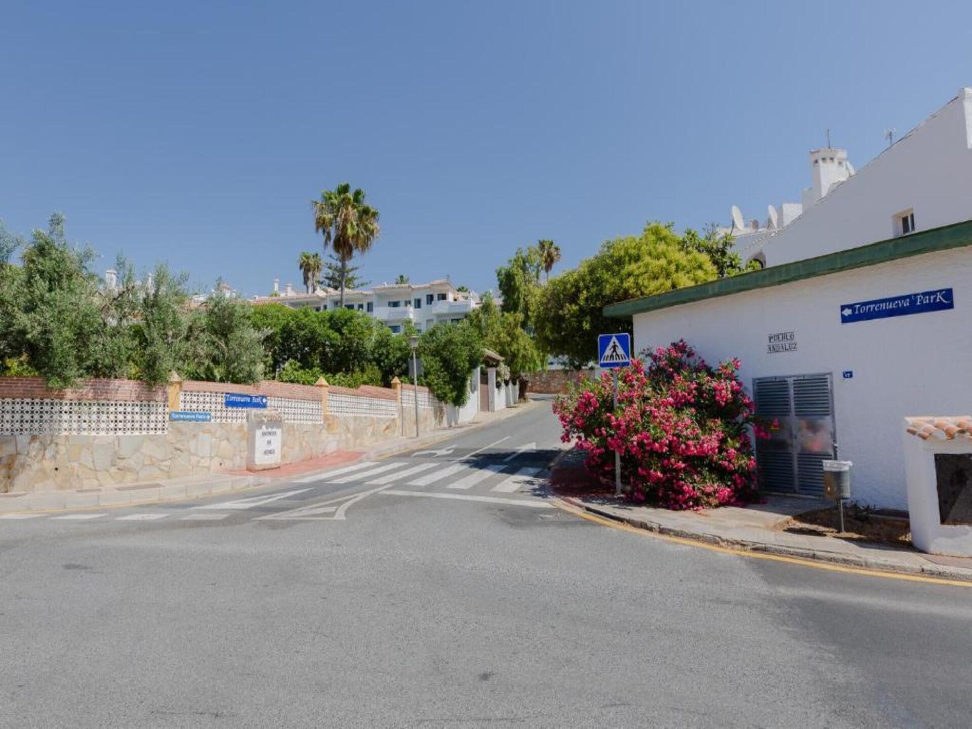Villa La Estrella: Vrijstaand aan zee in La Cala de Mijas met tropische tuin - foto 39