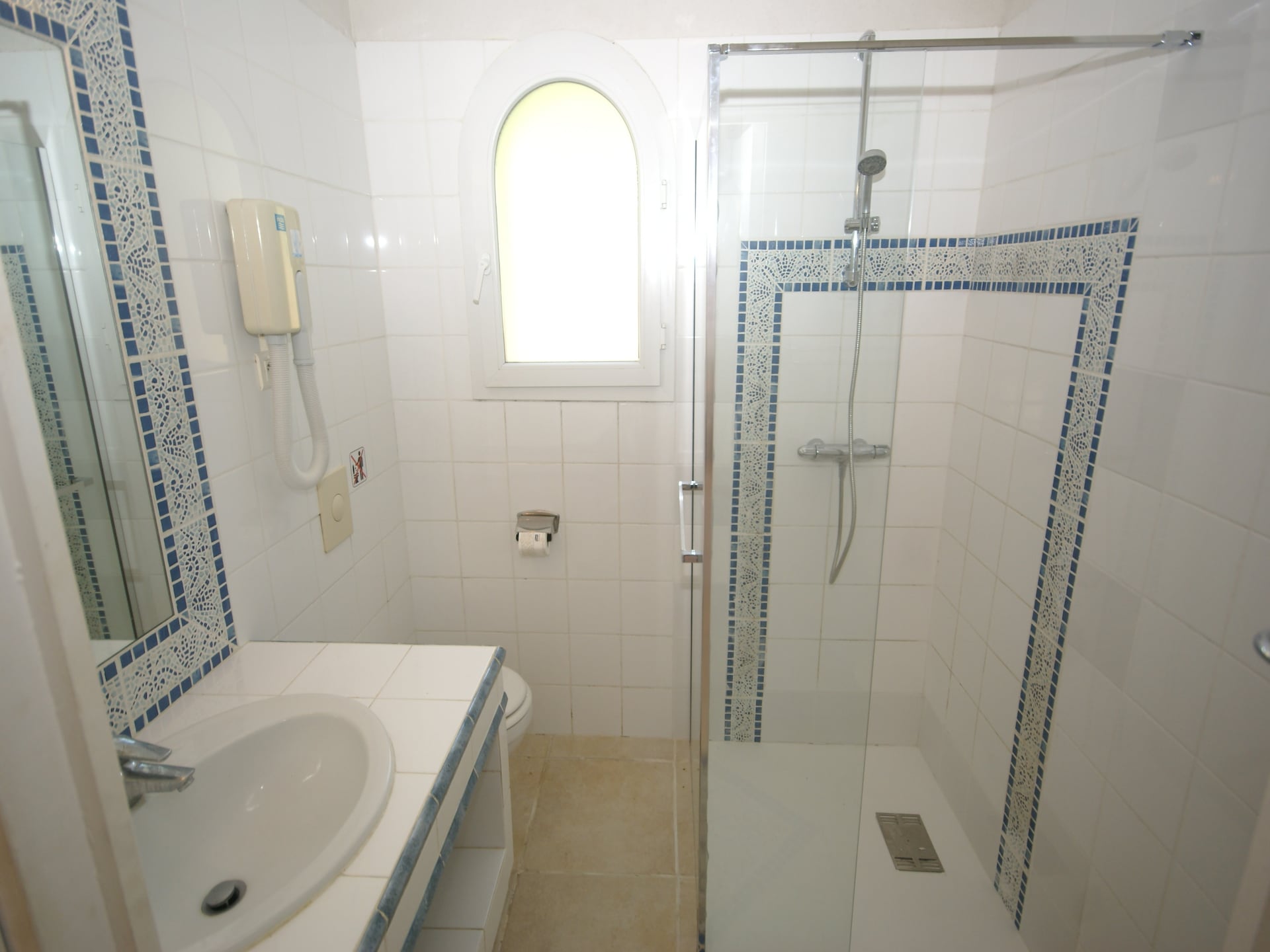 Op 300 m van zee: Ruime villa La Coloniale in Moriani-Plage - foto 26