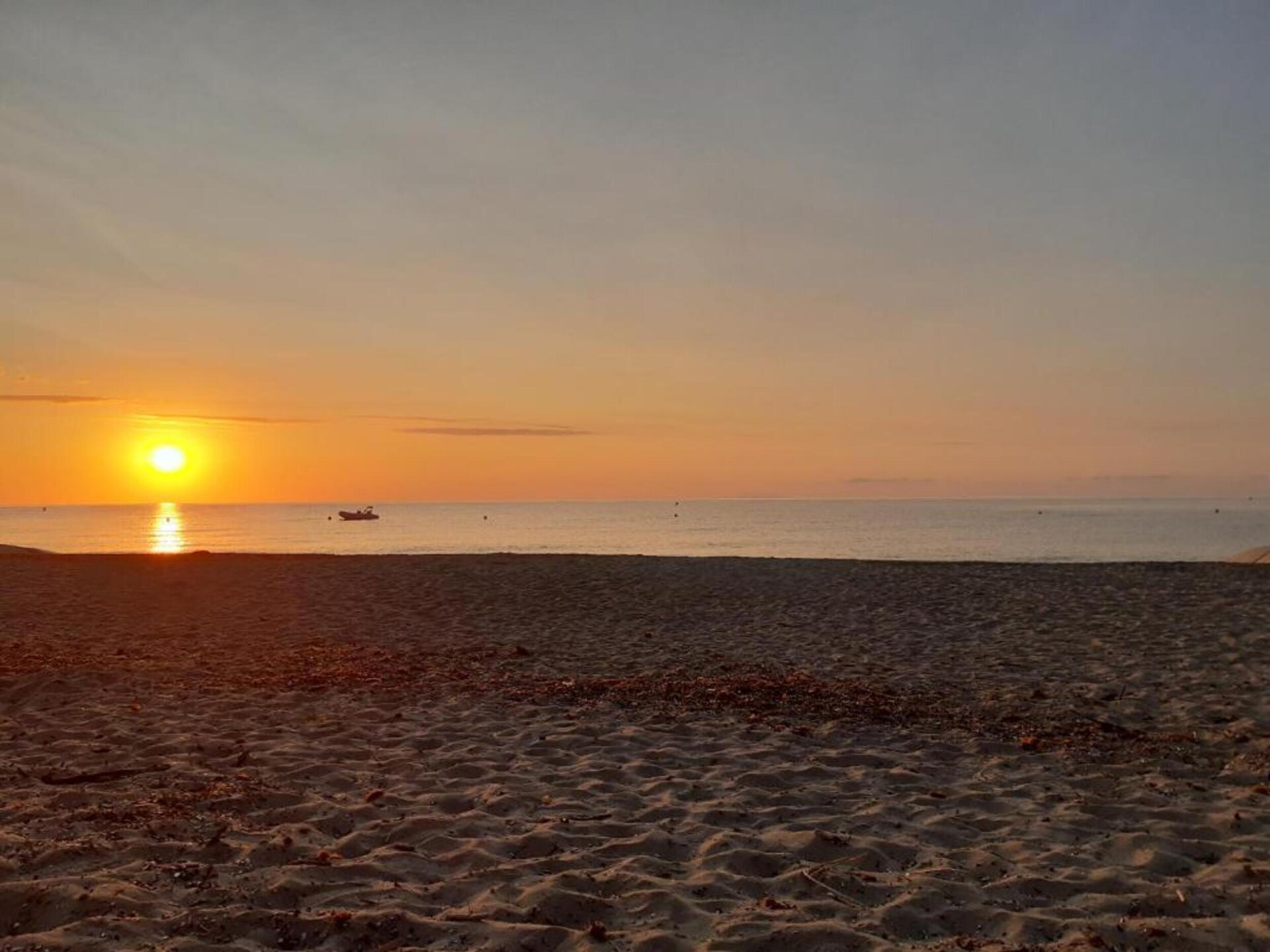 Vrijstaand vakantiehuis met tuin op 300m van strand in Moriani-Plage - foto 32